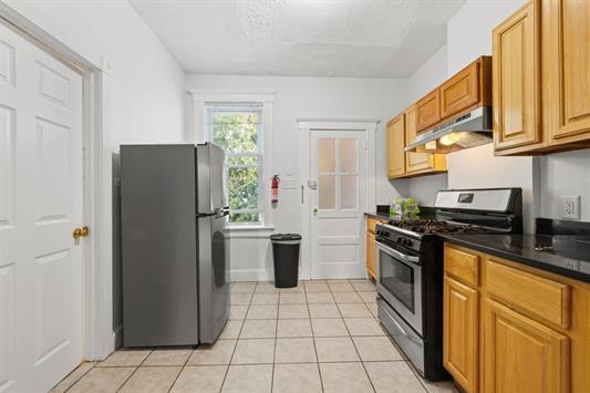 342 Avenue E 2 Property Photo 2