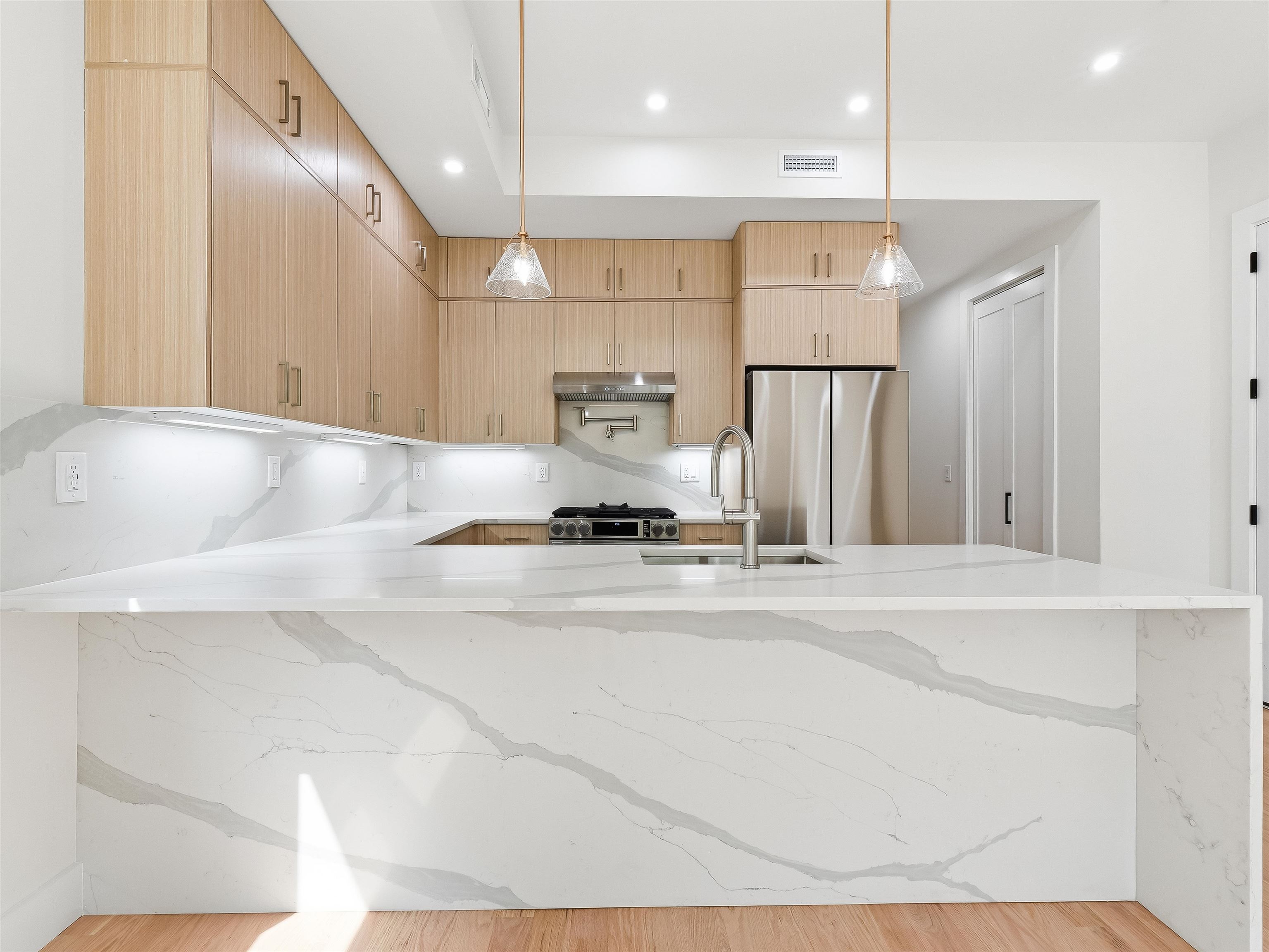152 Bleecker St 2 Property Photo 1