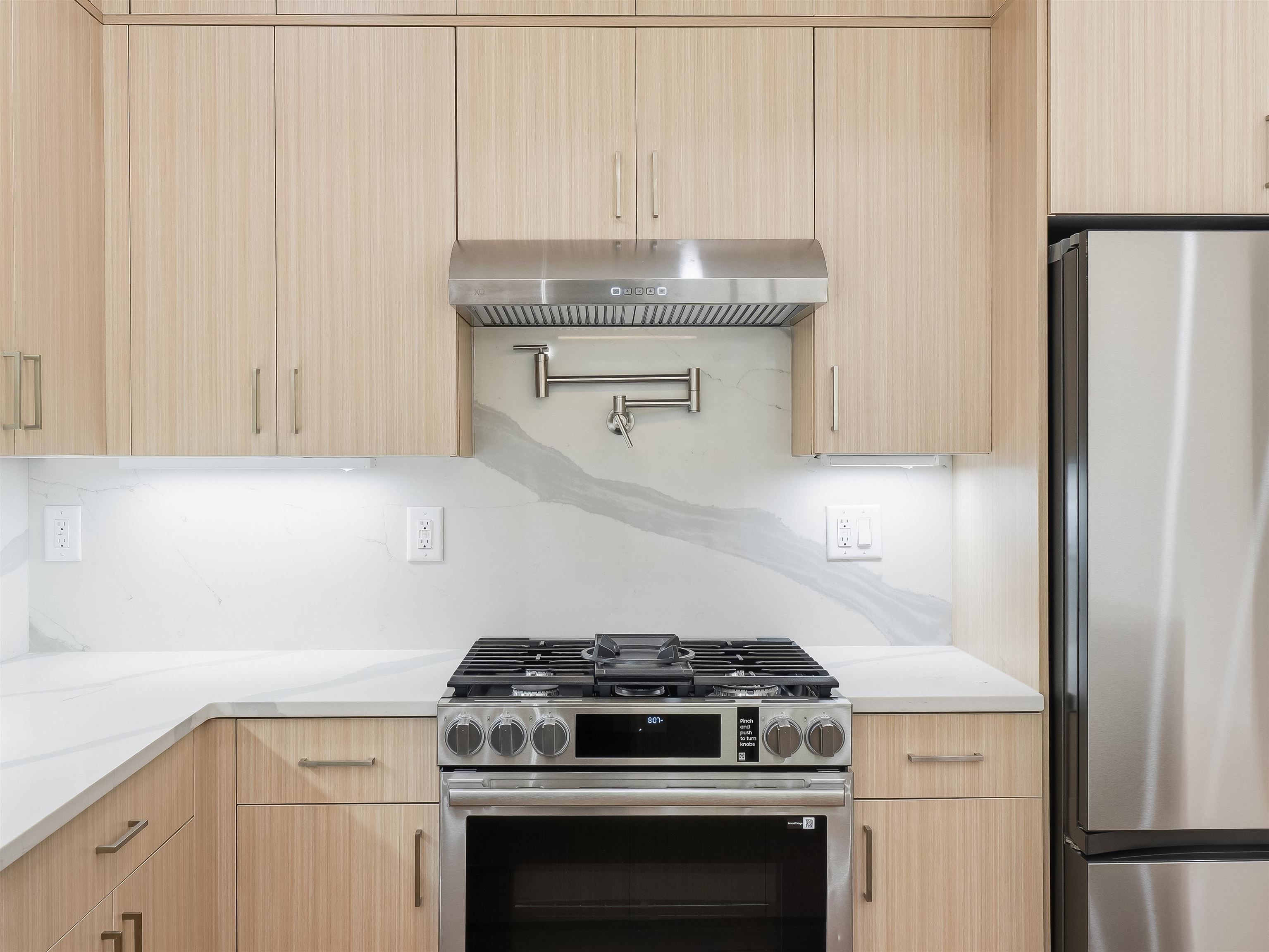 152 Bleecker St 2 Property Photo 2