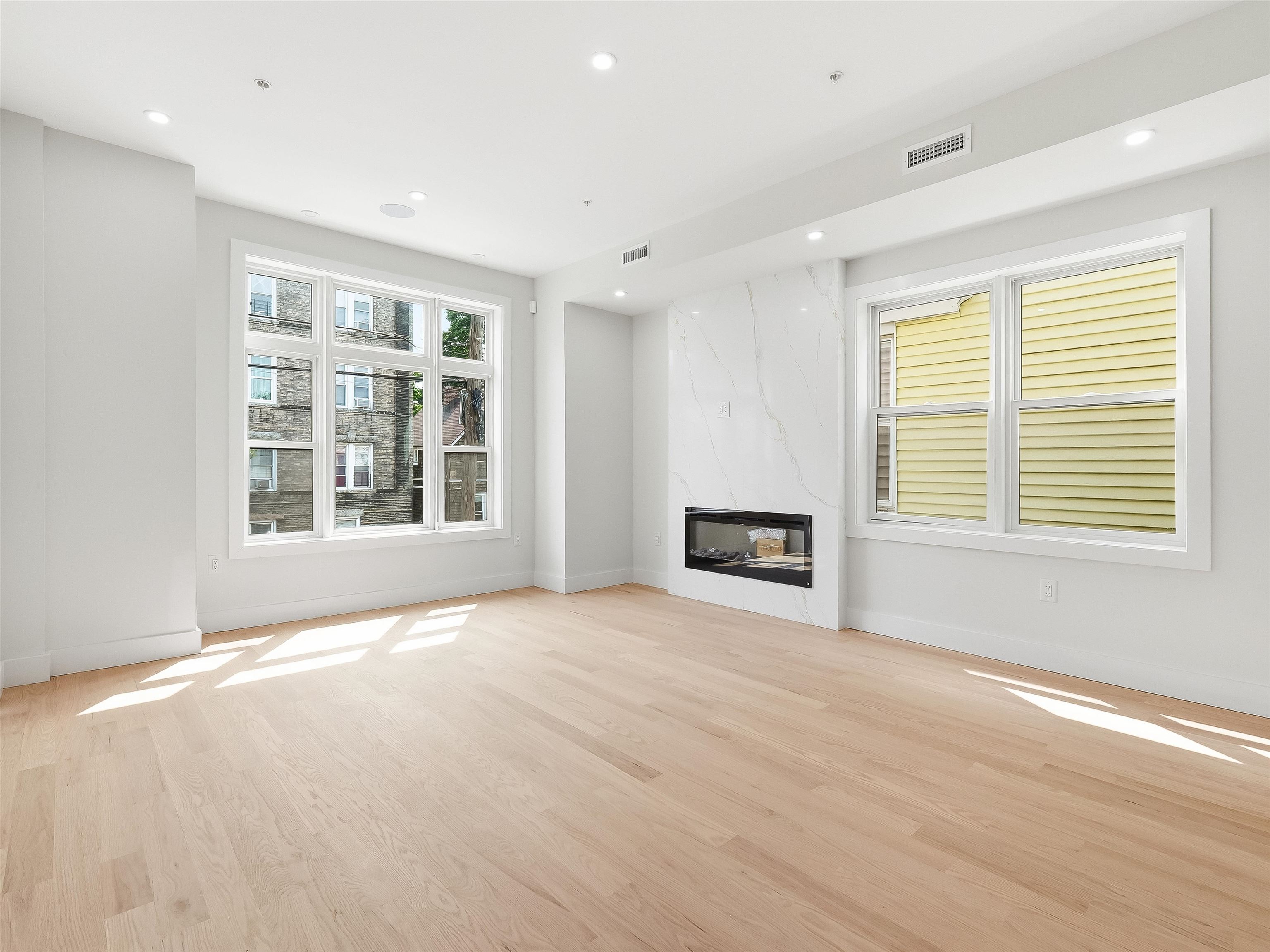 152 Bleecker St 2 Property Photo 8
