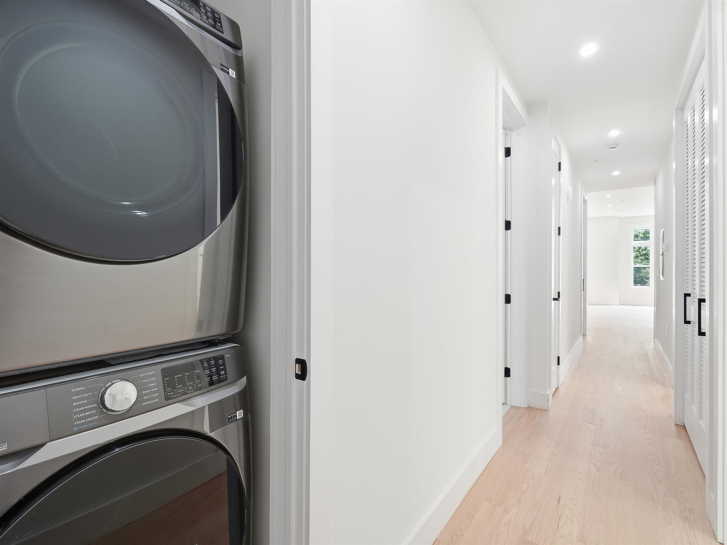 152 Bleecker St 2 Property Photo 10