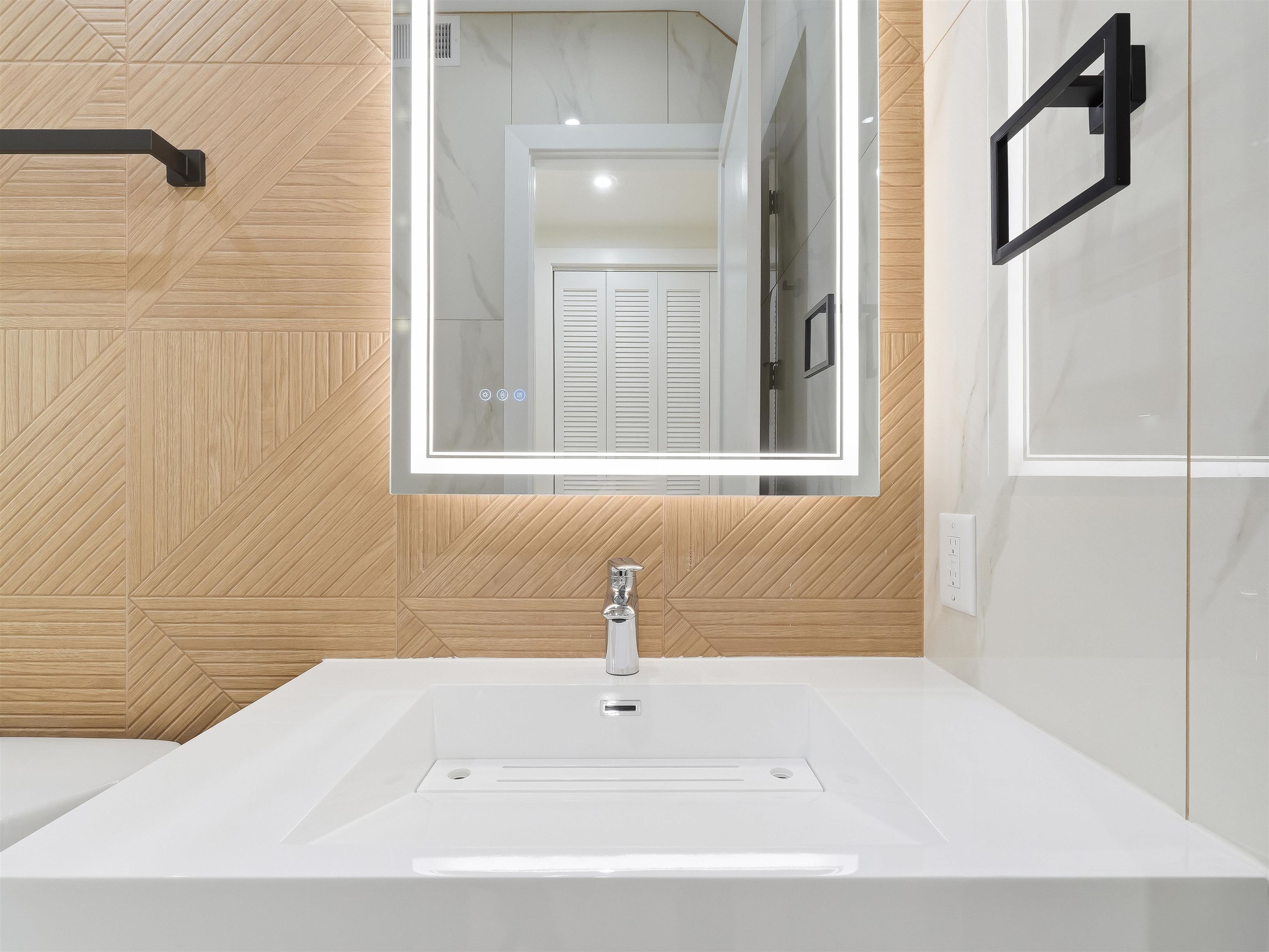 152 Bleecker St 2 Property Photo 11