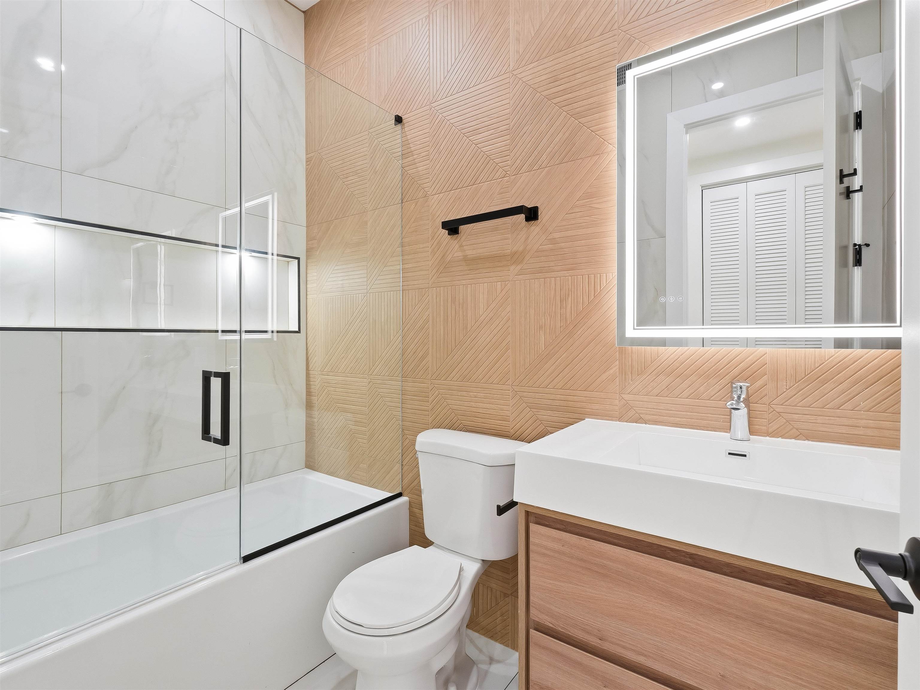 152 Bleecker St 2 Property Photo 12