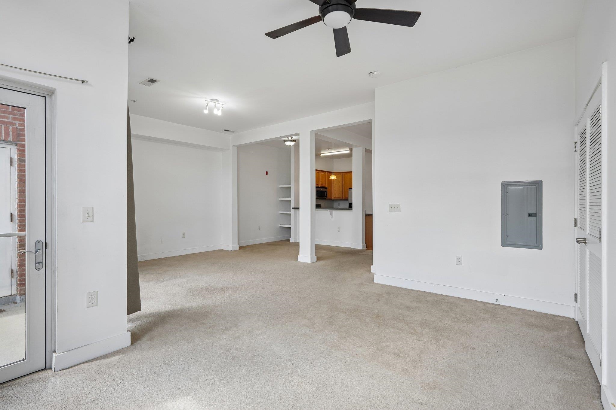 3 Greenwich Dr 97 Property Photo 18
