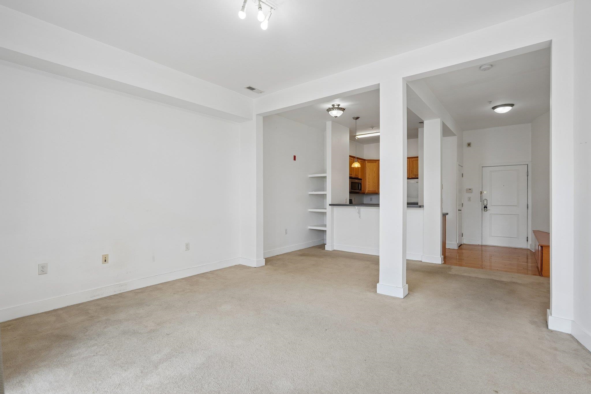3 Greenwich Dr 97 Property Photo 23