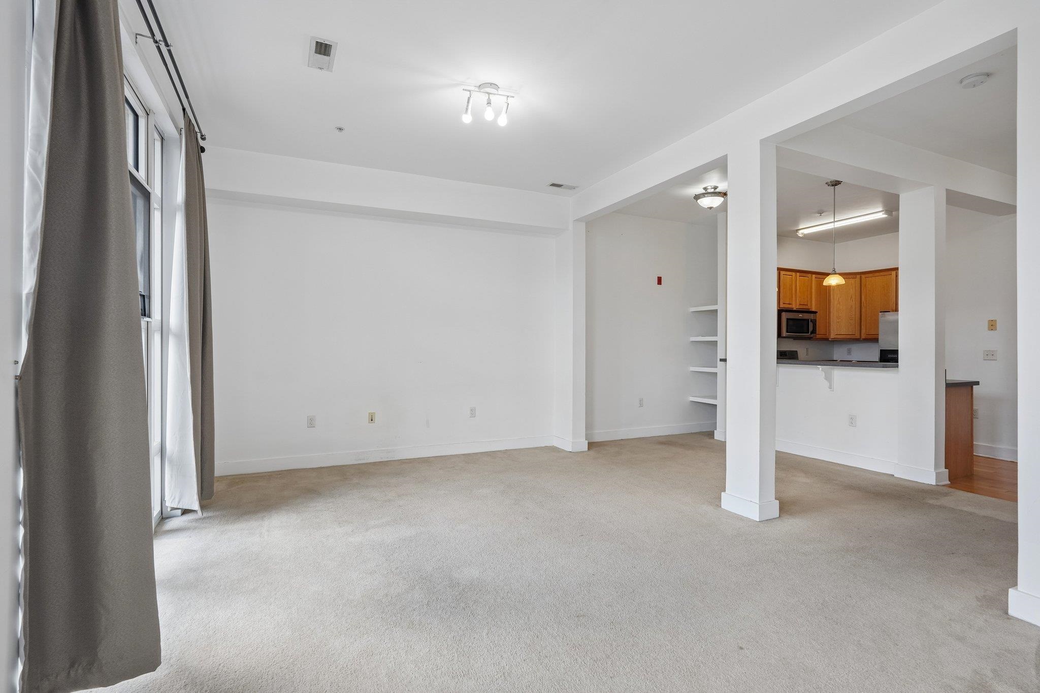 3 Greenwich Dr 97 Property Photo 24