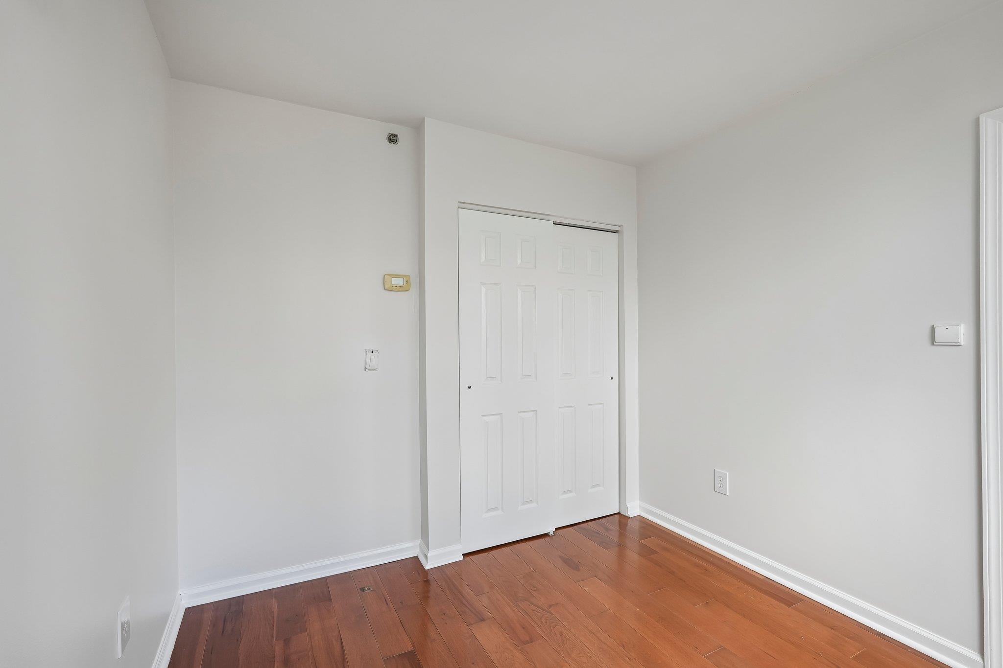 1 2nd St 1503 Property Photo 16