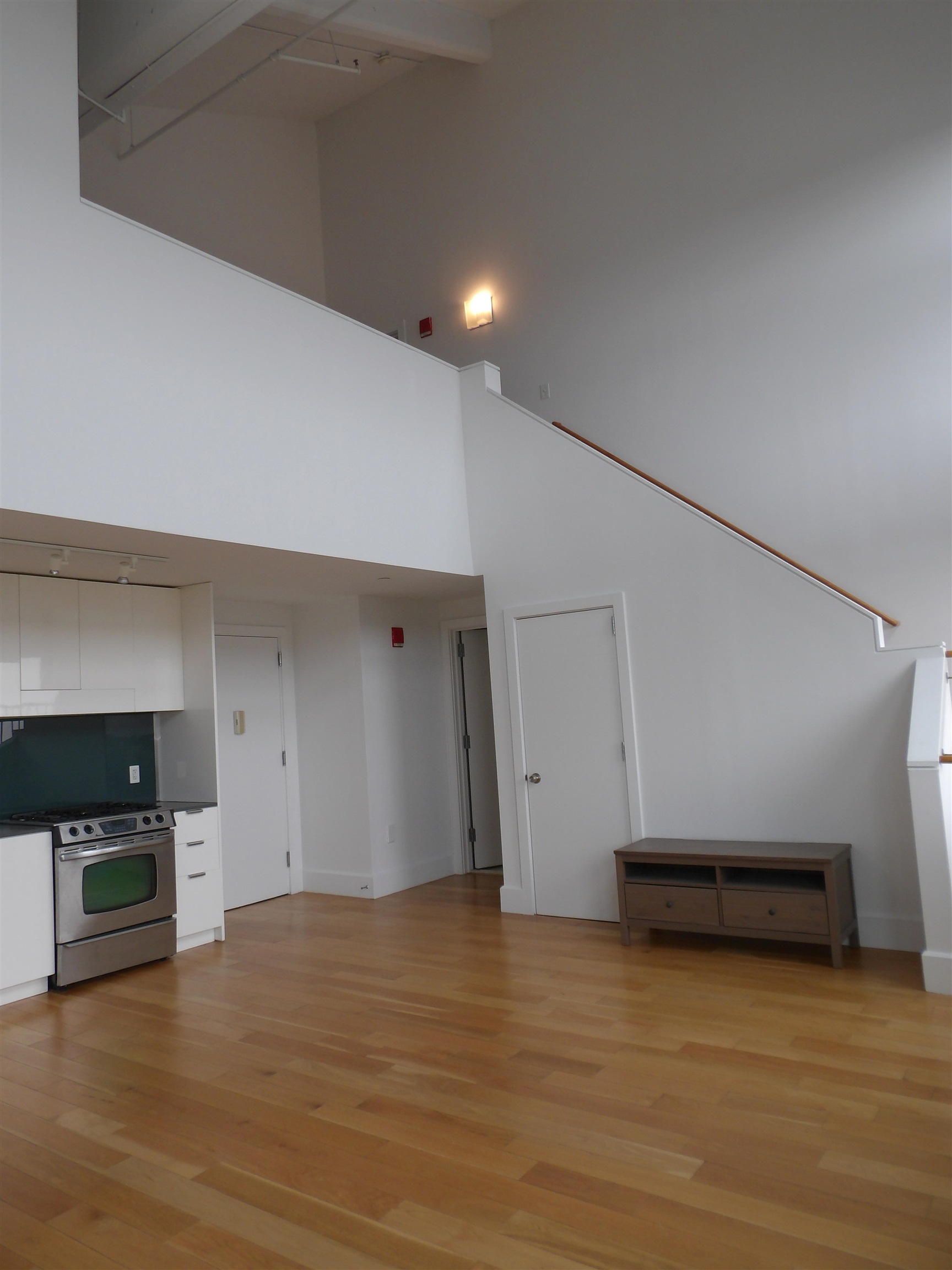 50 Dey St 639 Property Photo 5