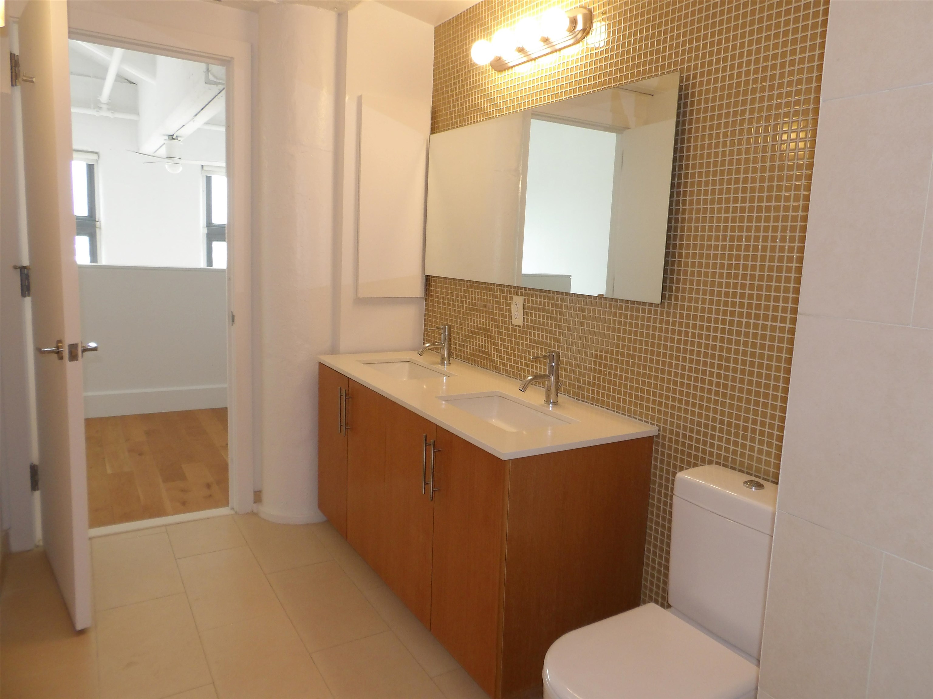 50 Dey St 639 Property Photo 12
