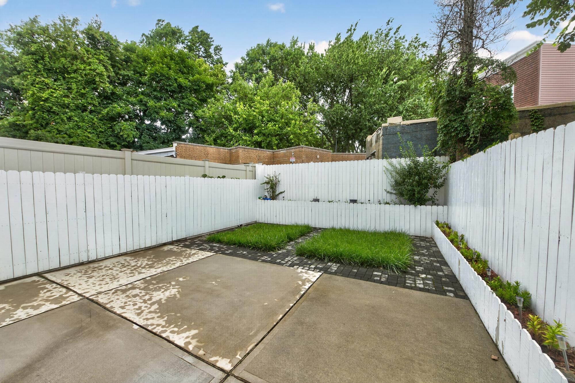 128 Sherman Pl Property Photo 34