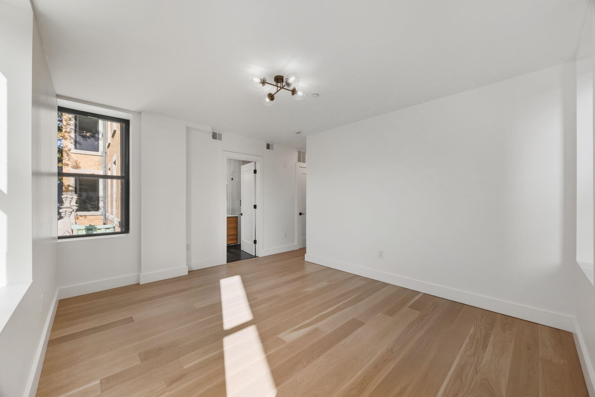 166 Hancock Ave 203 Property Photo 13