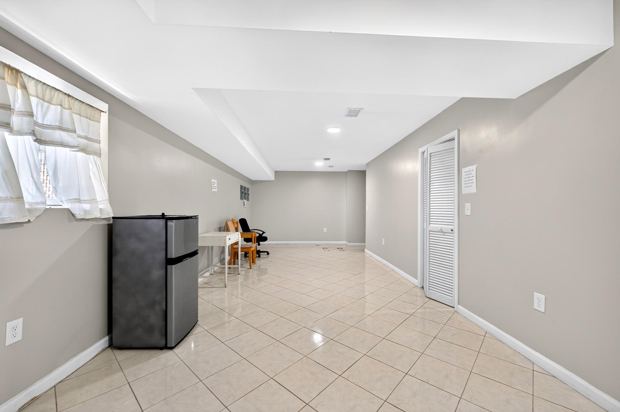 43 Manhattan Ave 1 Property Photo 26