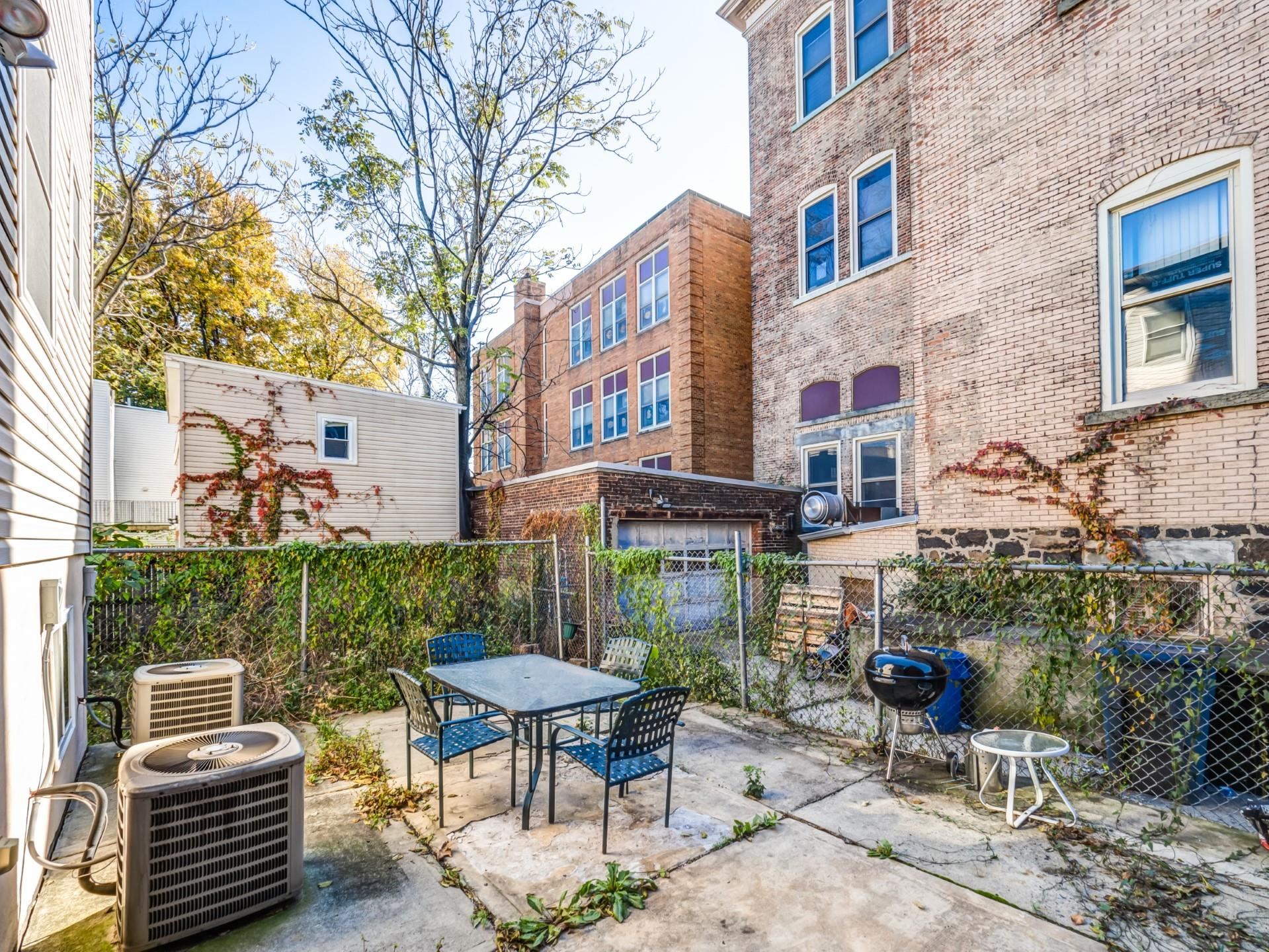 43 Manhattan Ave 1 Property Photo 27