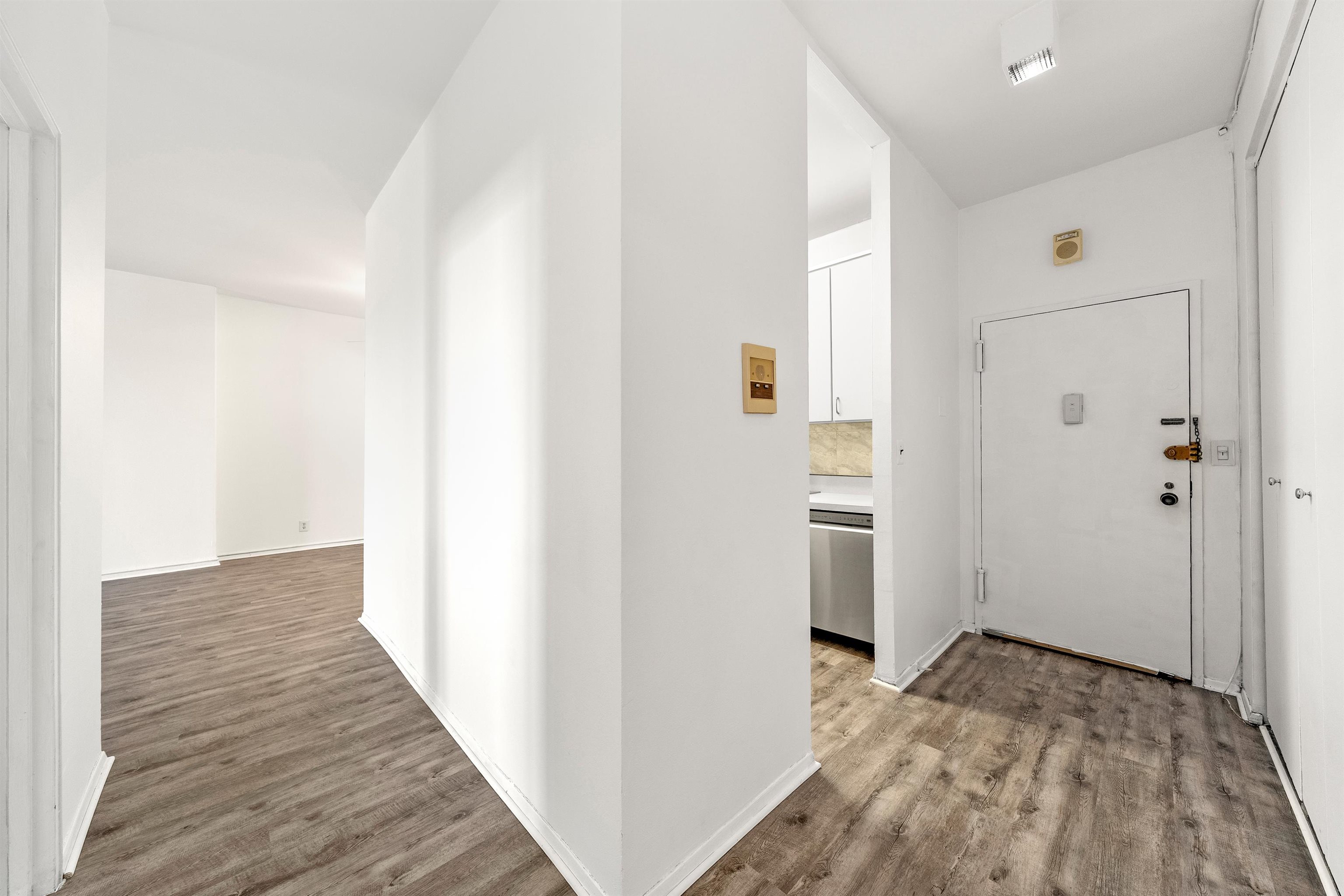 7855 Blvd East 30h Property Photo 17