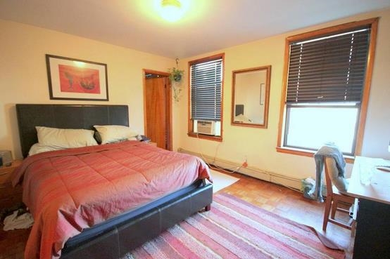 502 Washington St 1 Property Photo 4