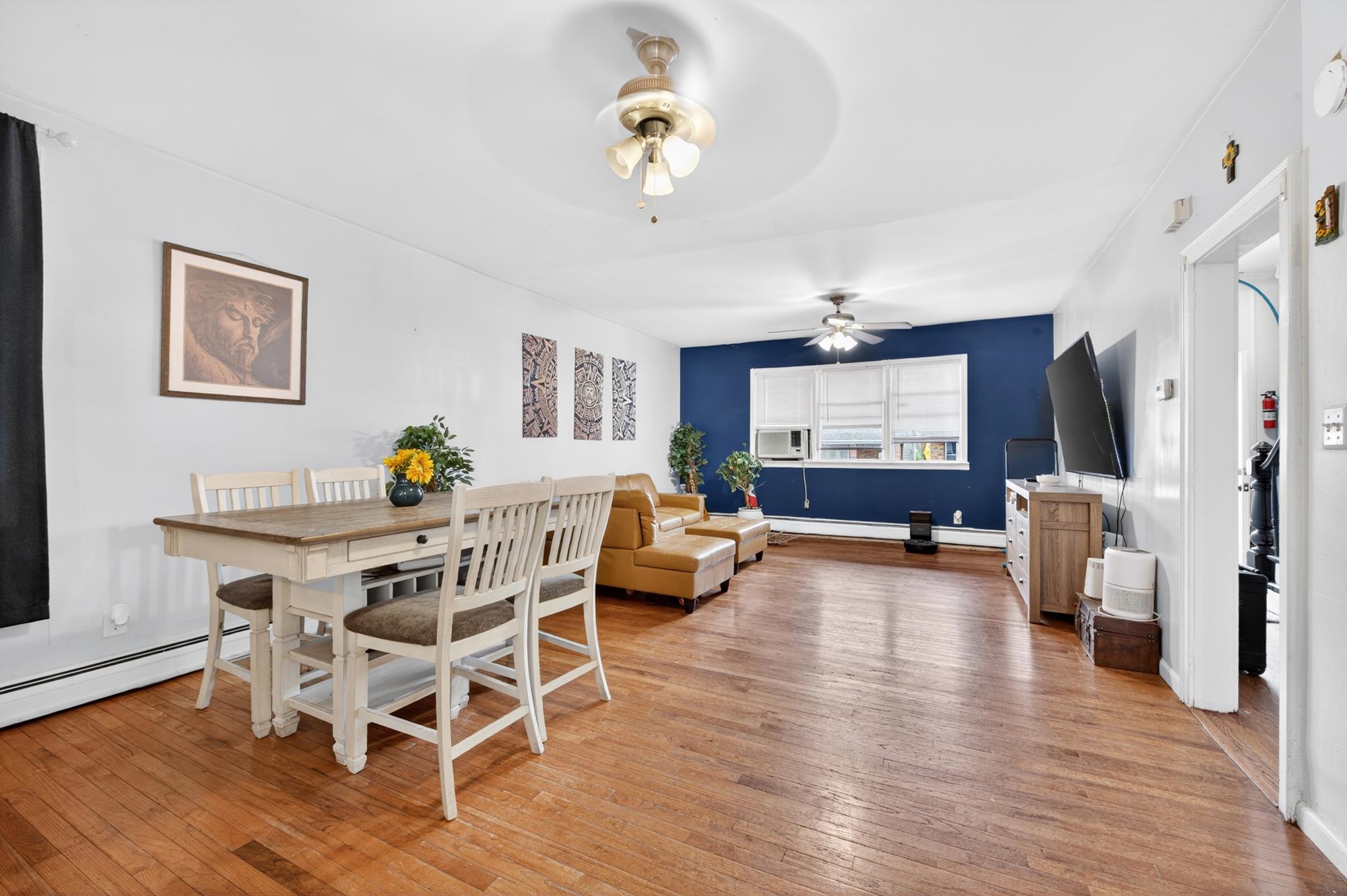 129 Avenue E Property Photo 7