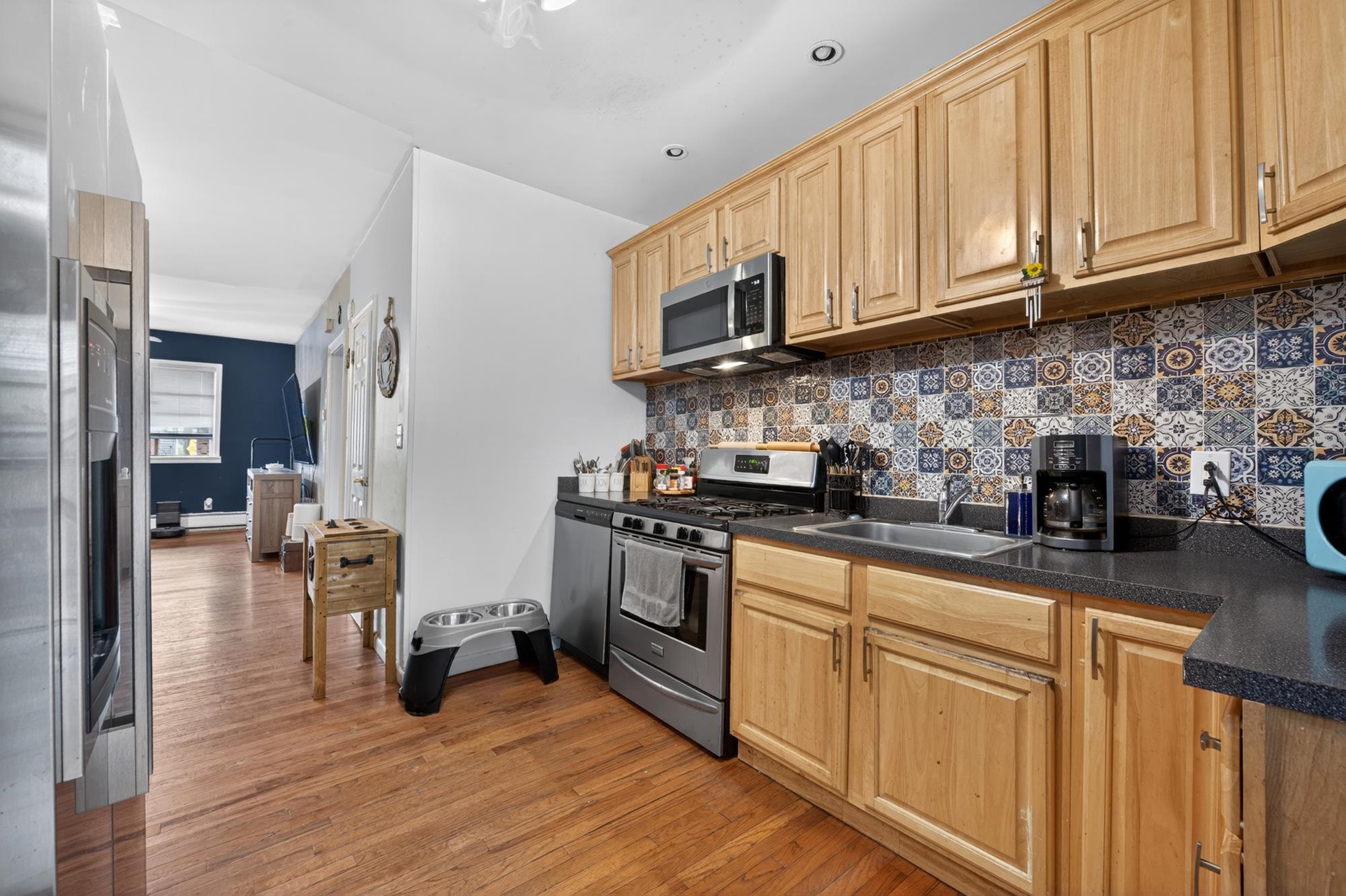 129 Avenue E Property Photo 9