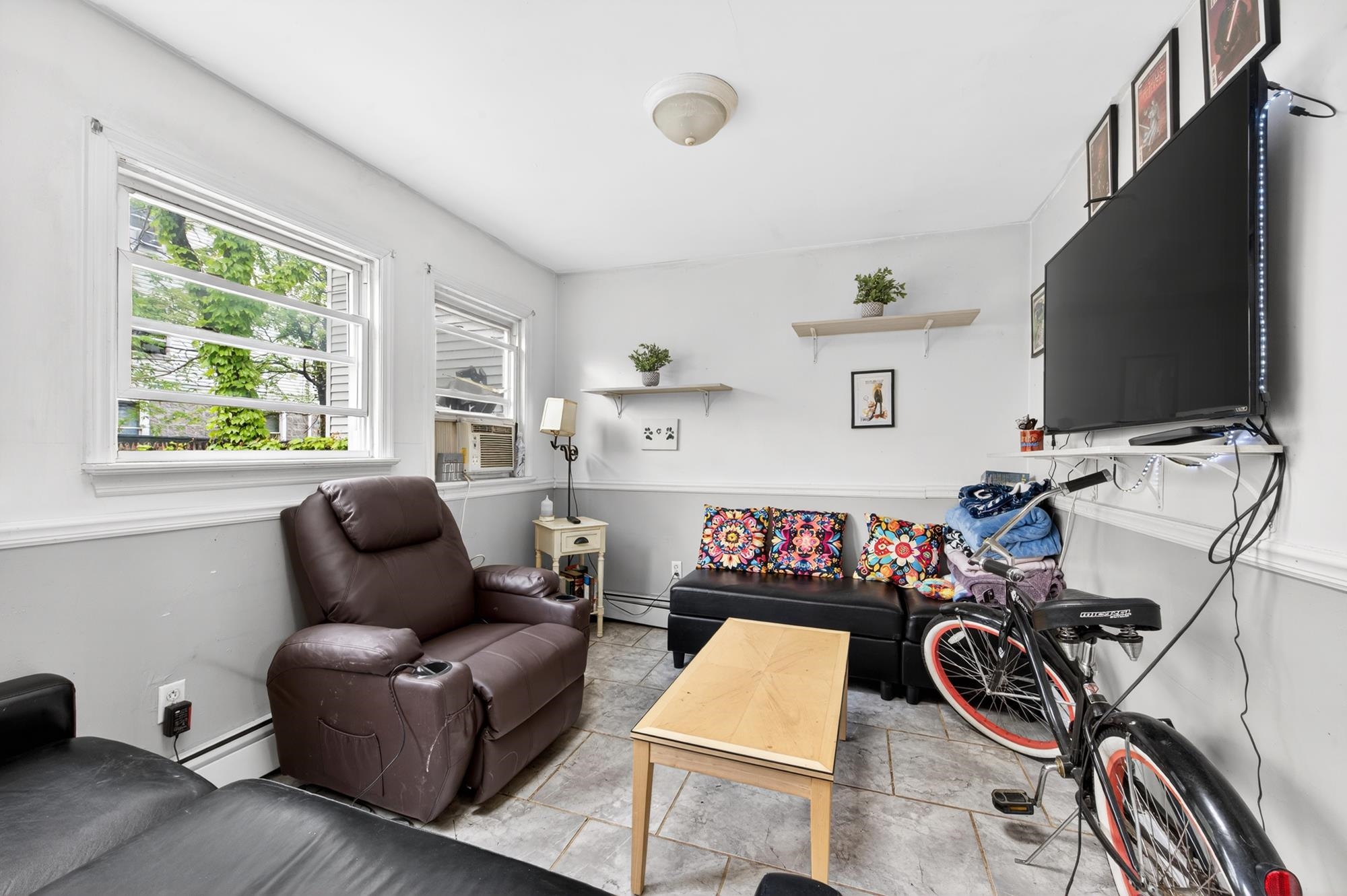129 Avenue E Property Photo 10