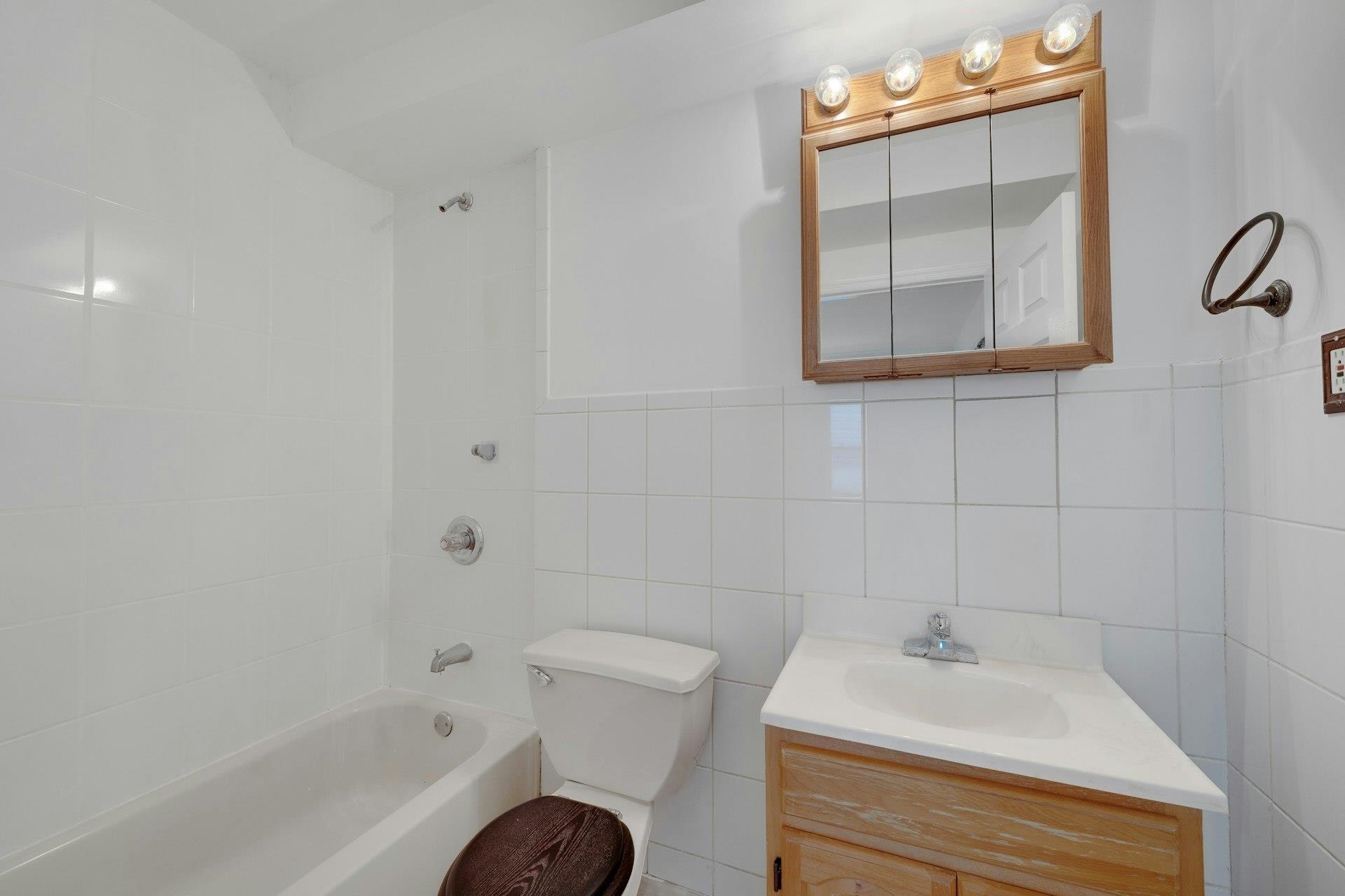 6410 Madison St Apt 1 Property Photo 20