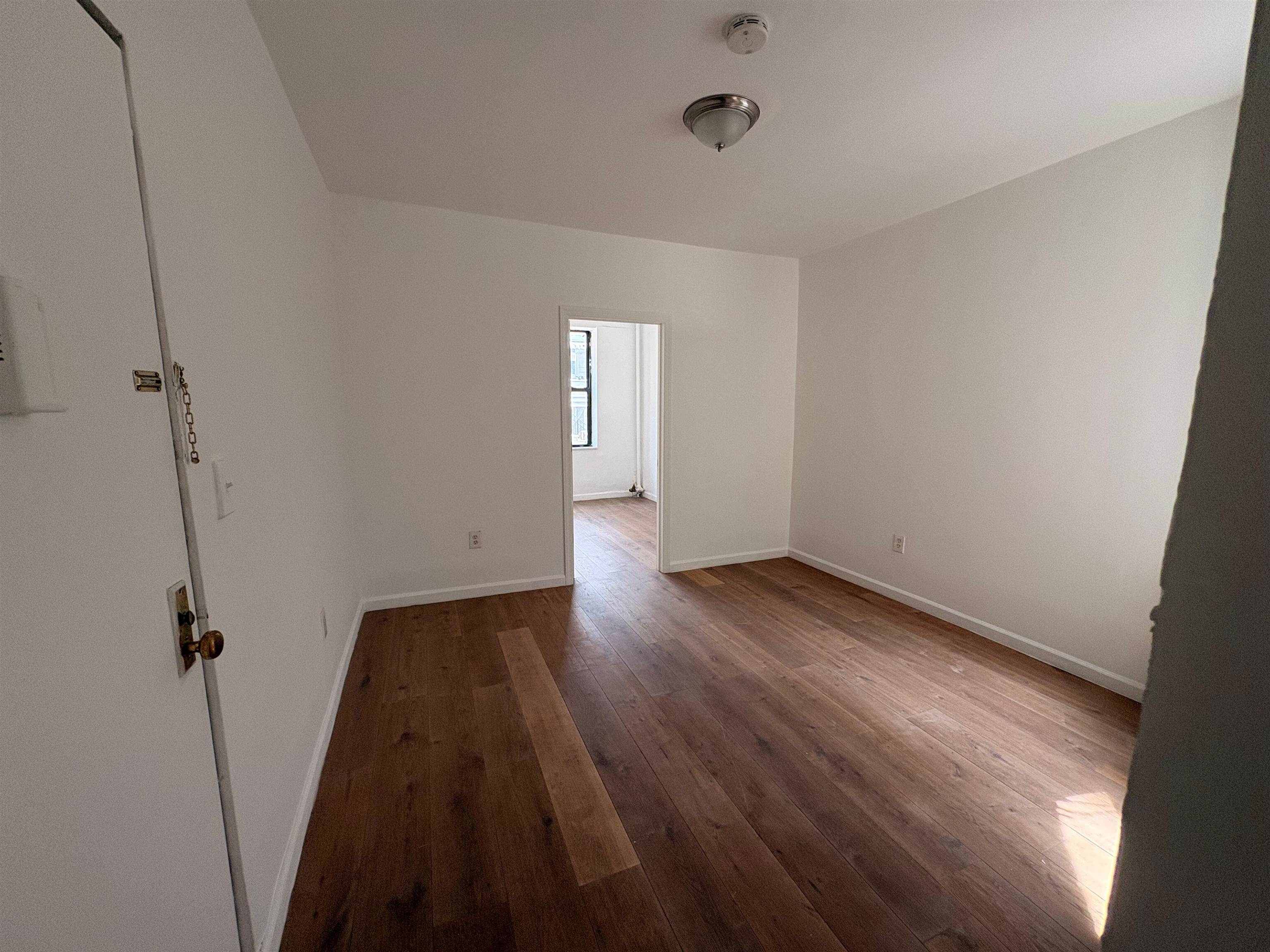 25 Rock St 2 Property Photo 14