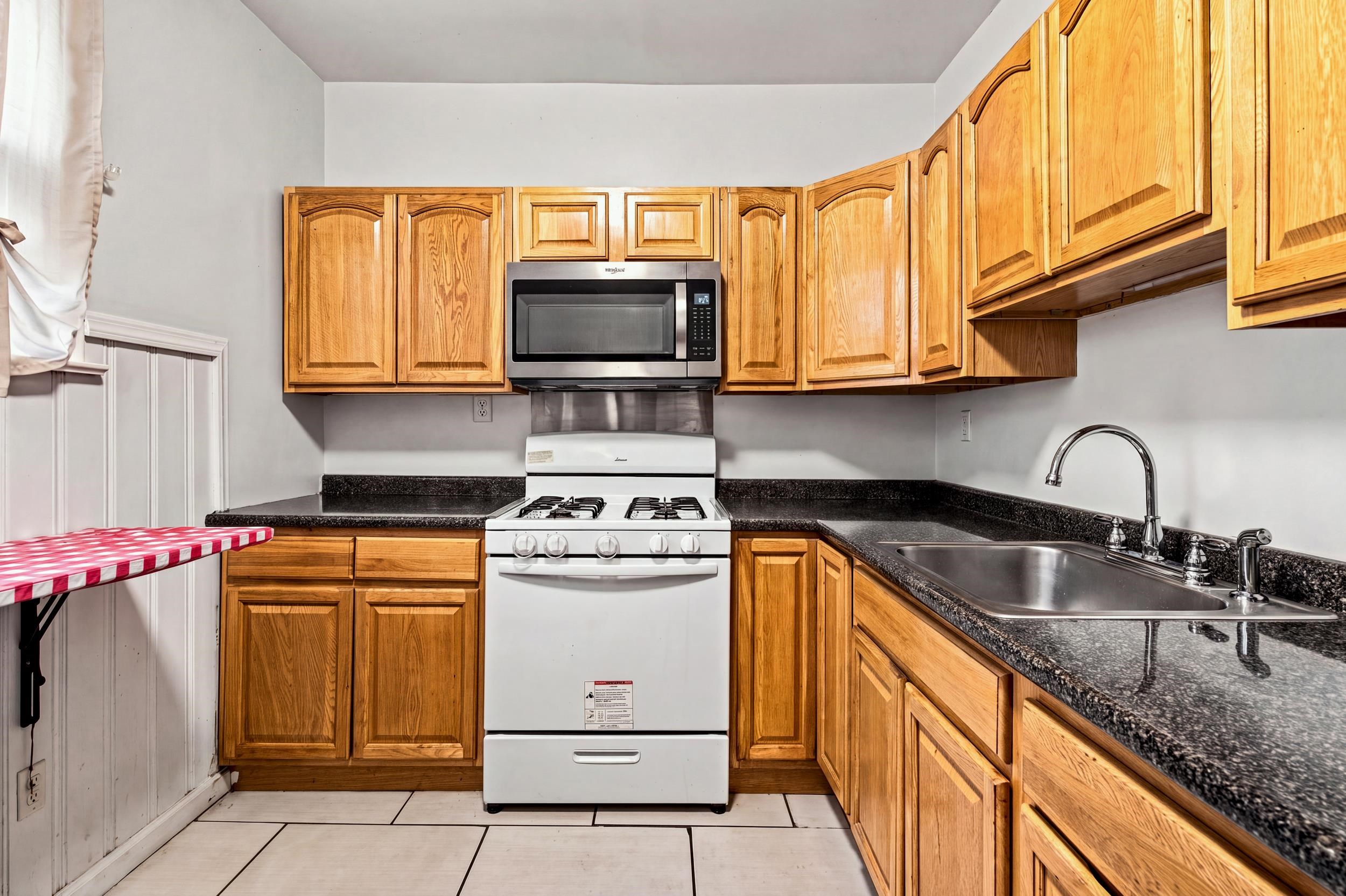 80 Mallory Ave Property Photo 15