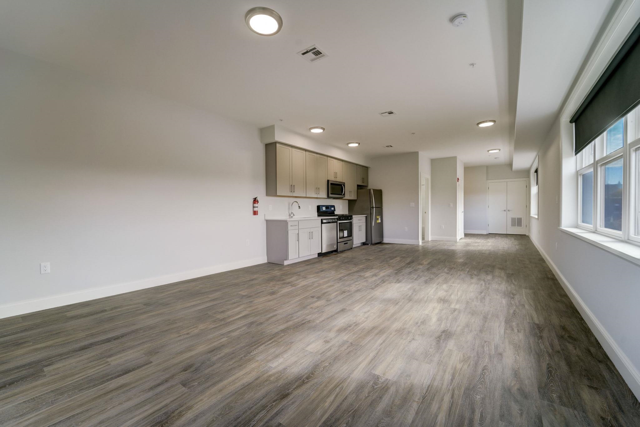 305 West Side Ave 401 Property Photo 13