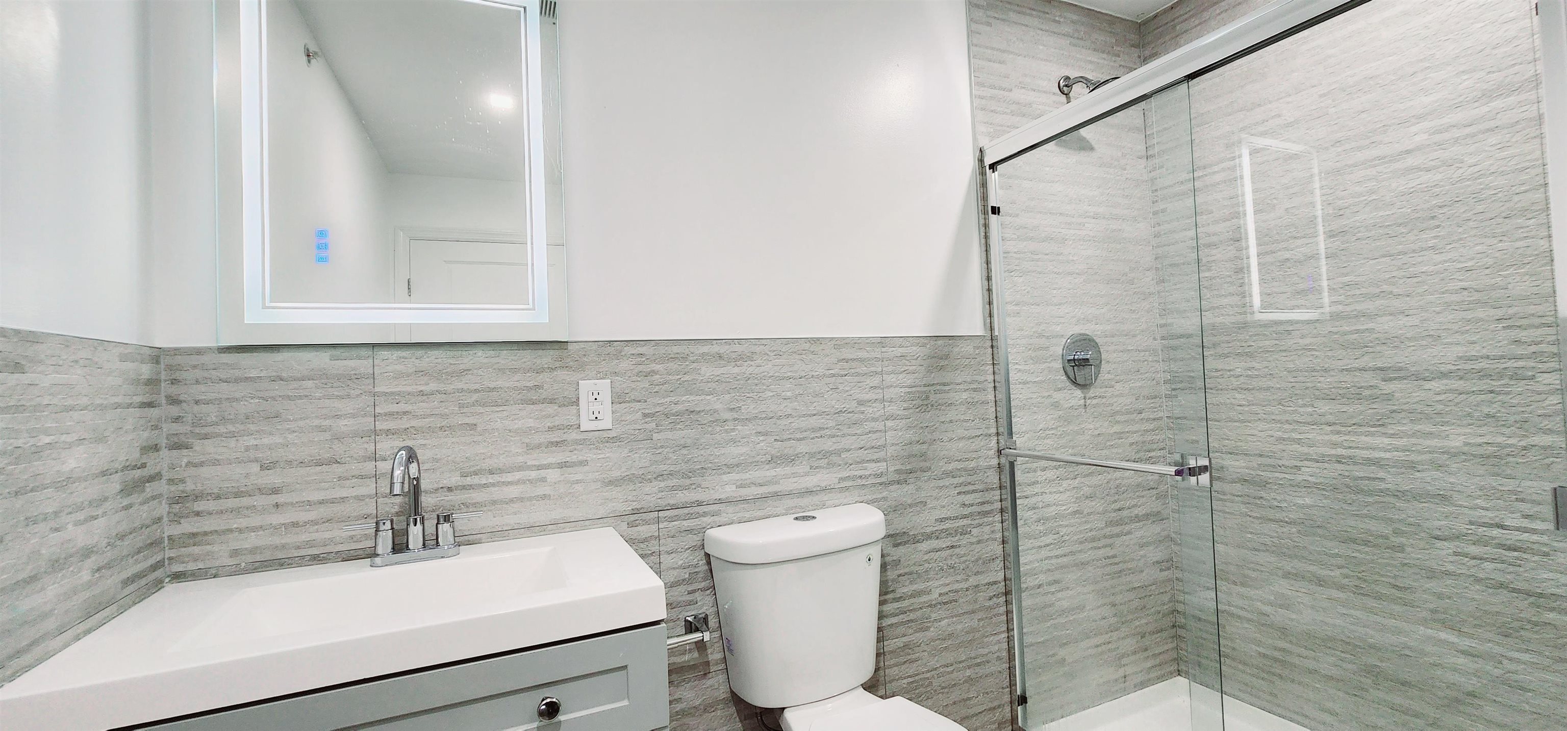 30 Howe Ave 206 Property Photo 8