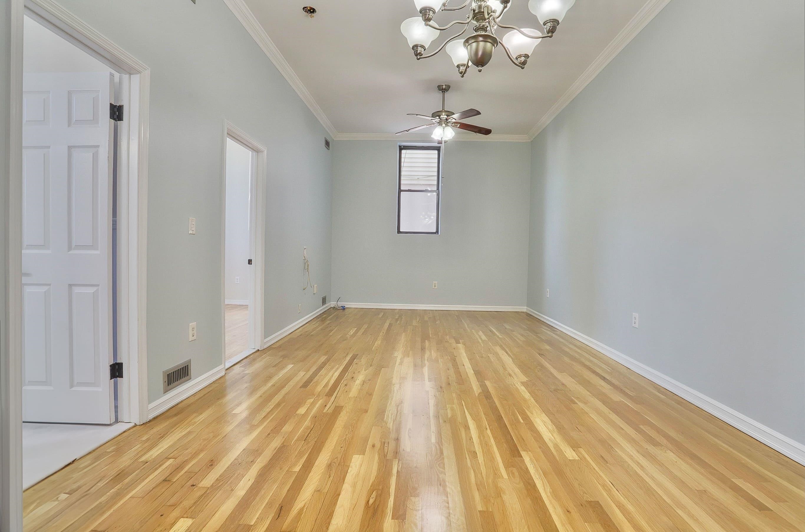 118 Leonard St 4 Property Photo 8