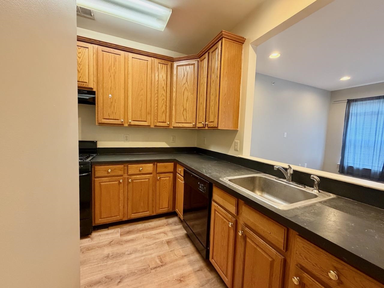 6 Mcmartin Ct Property Photo 7