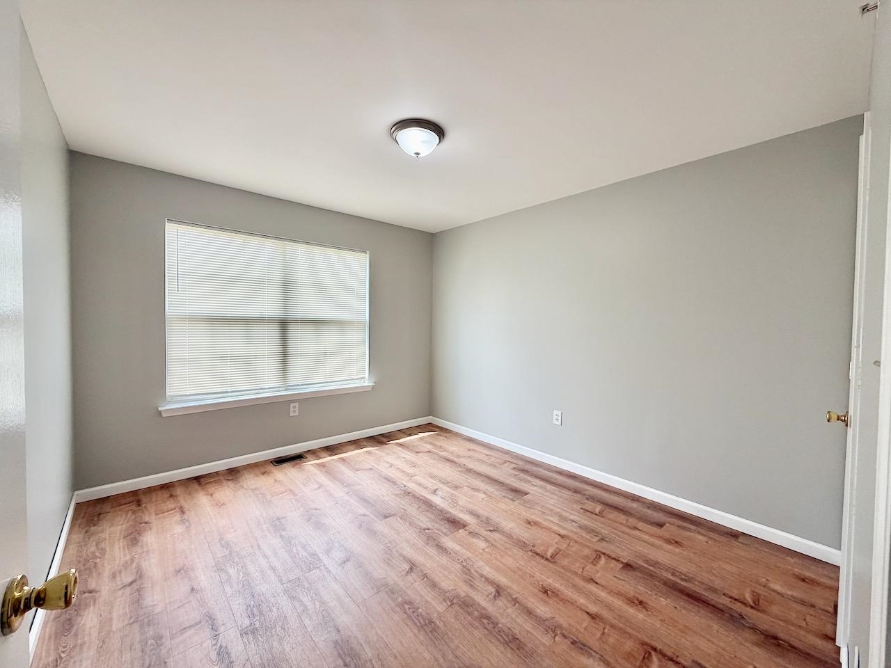 6 Mcmartin Ct Property Photo 10