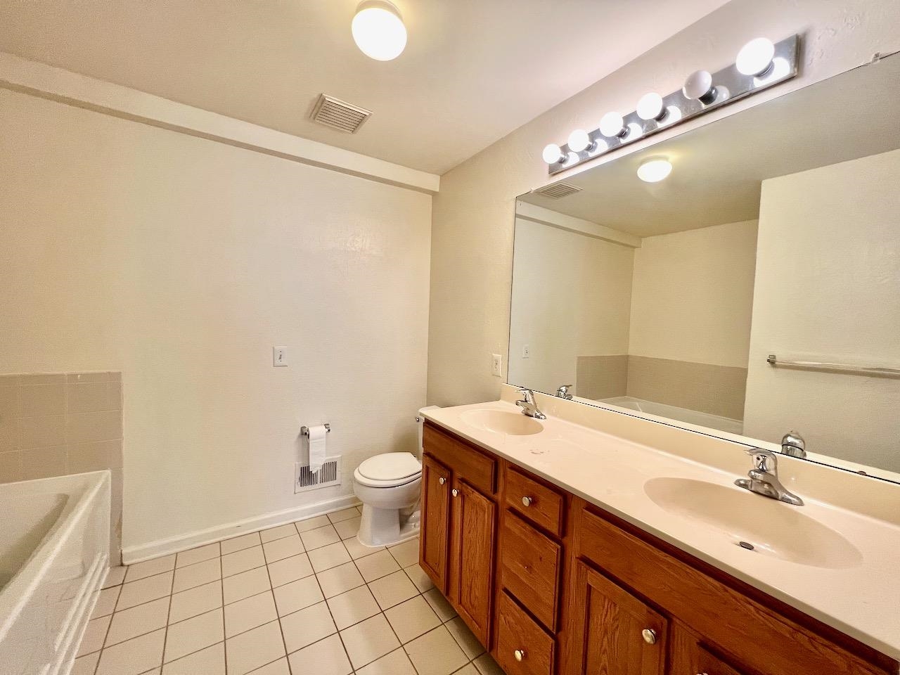 6 Mcmartin Ct Property Photo 13