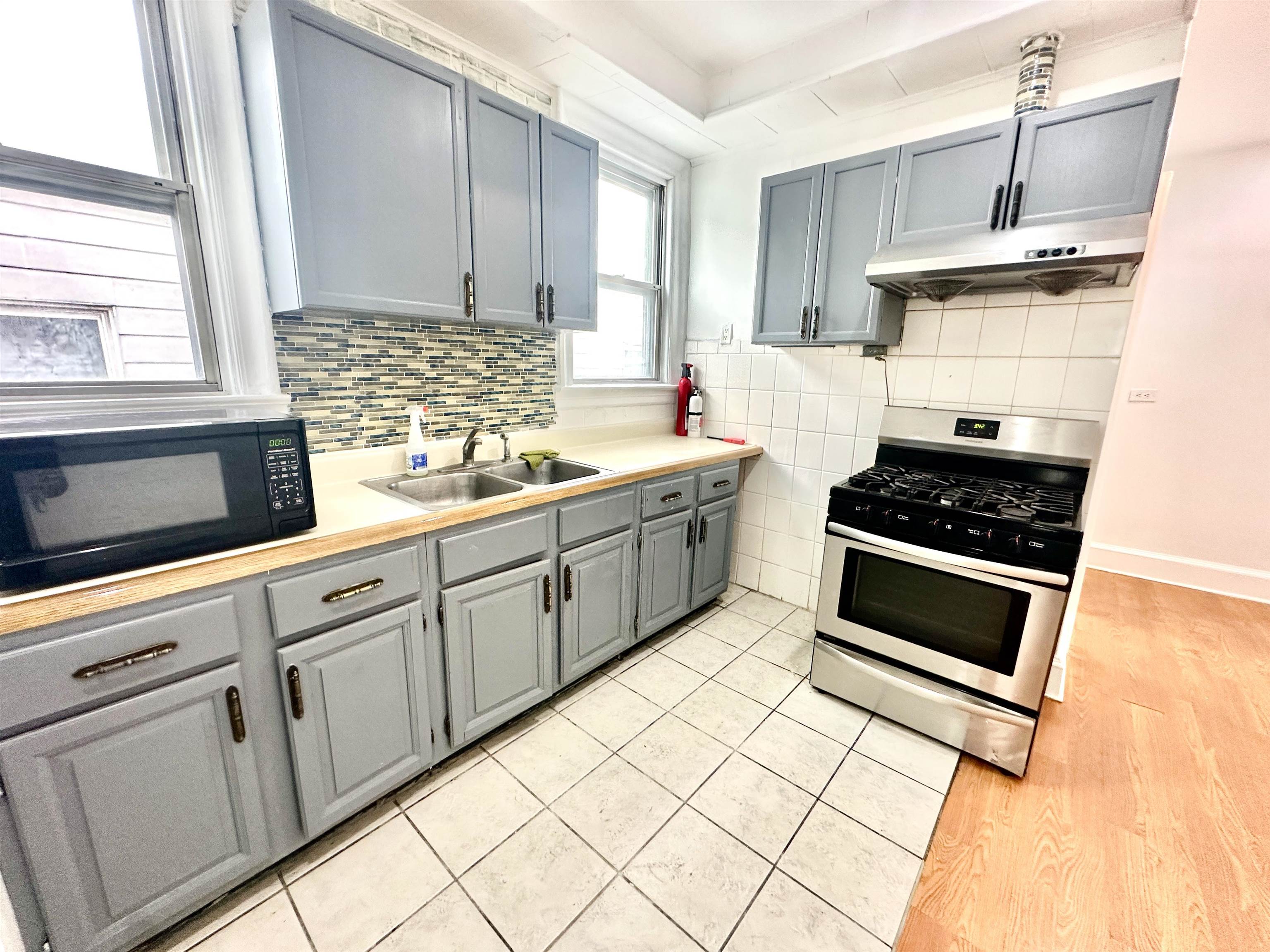 150 Carlton Ave 2 Property Photo 1