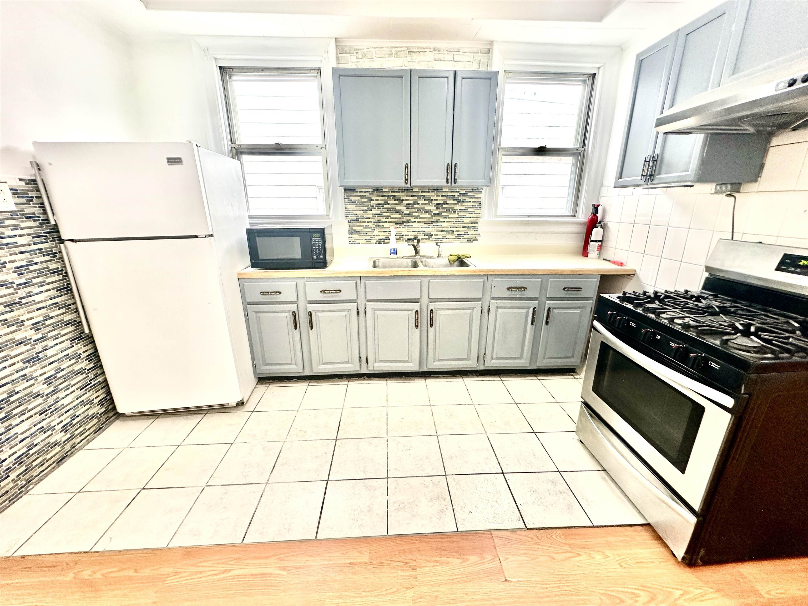 150 Carlton Ave 2 Property Photo 3