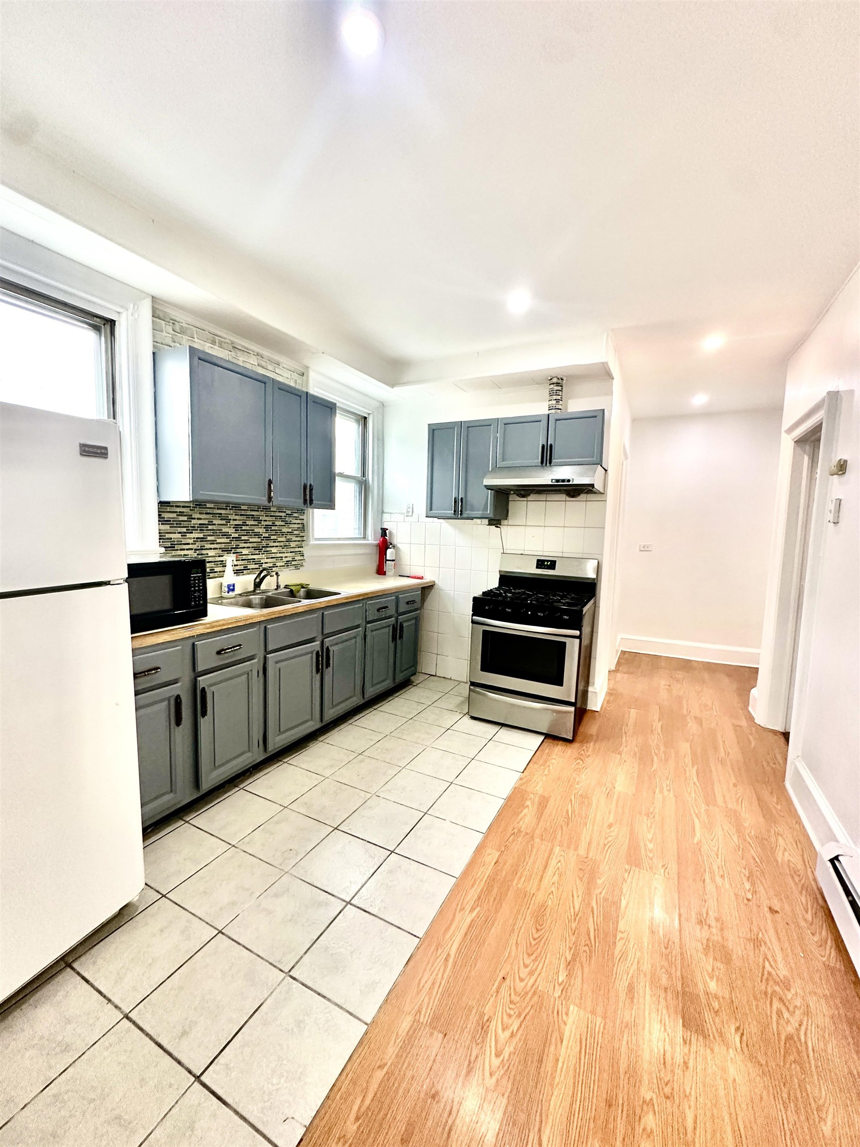 150 Carlton Ave 2 Property Photo 8