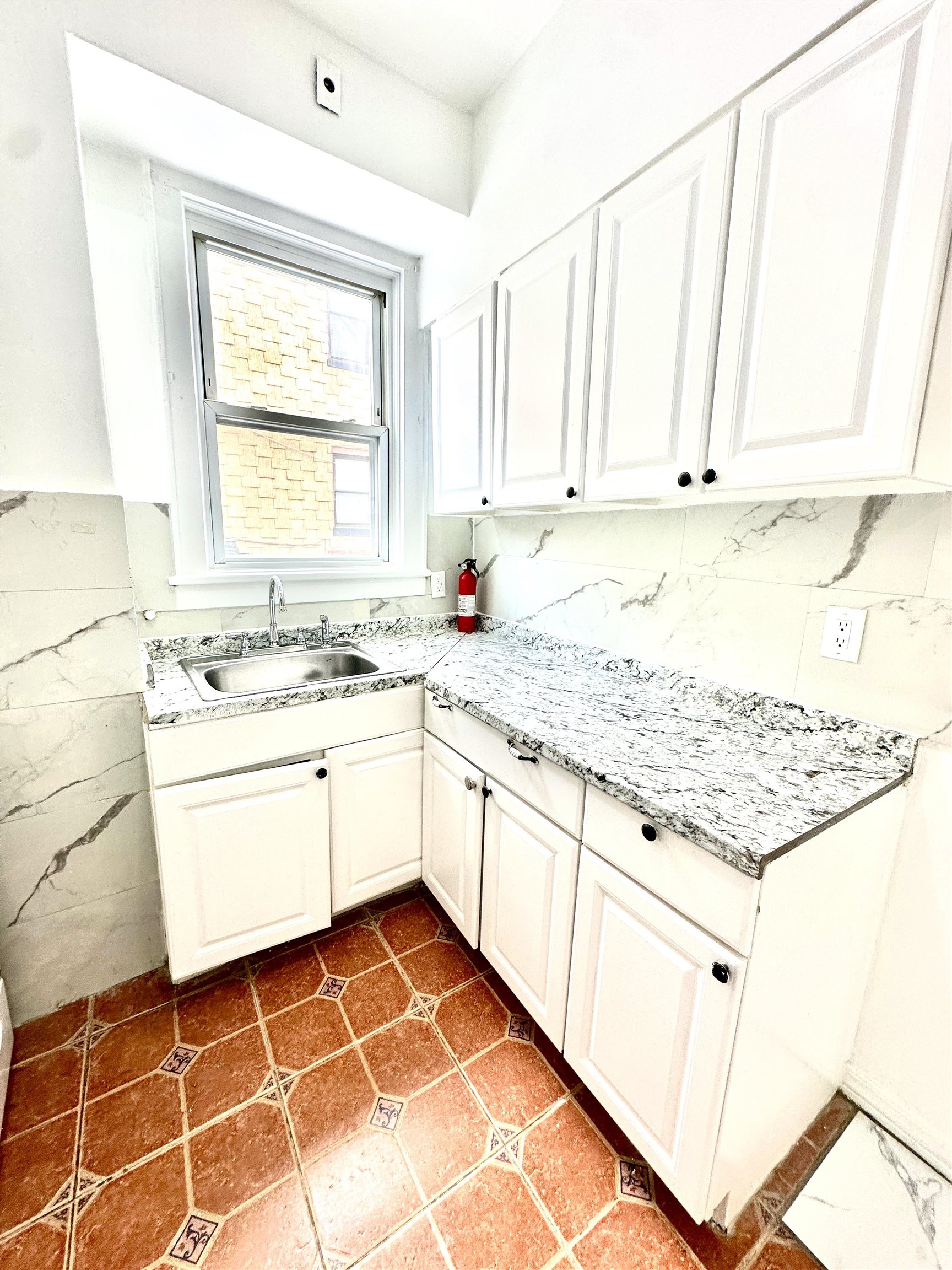 418 Central Ave 2 Property Photo 8