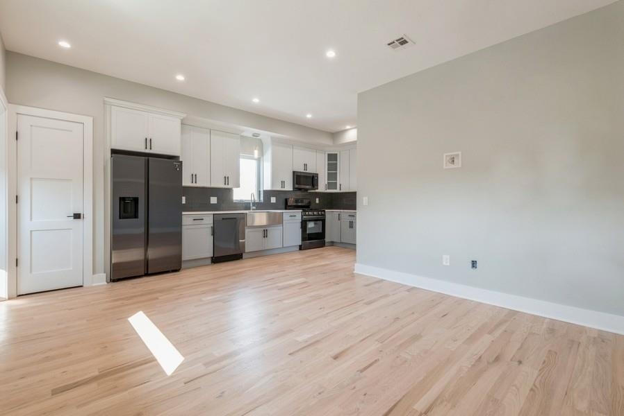 5518 KENNEDY BLVD 2 Property Photo 1