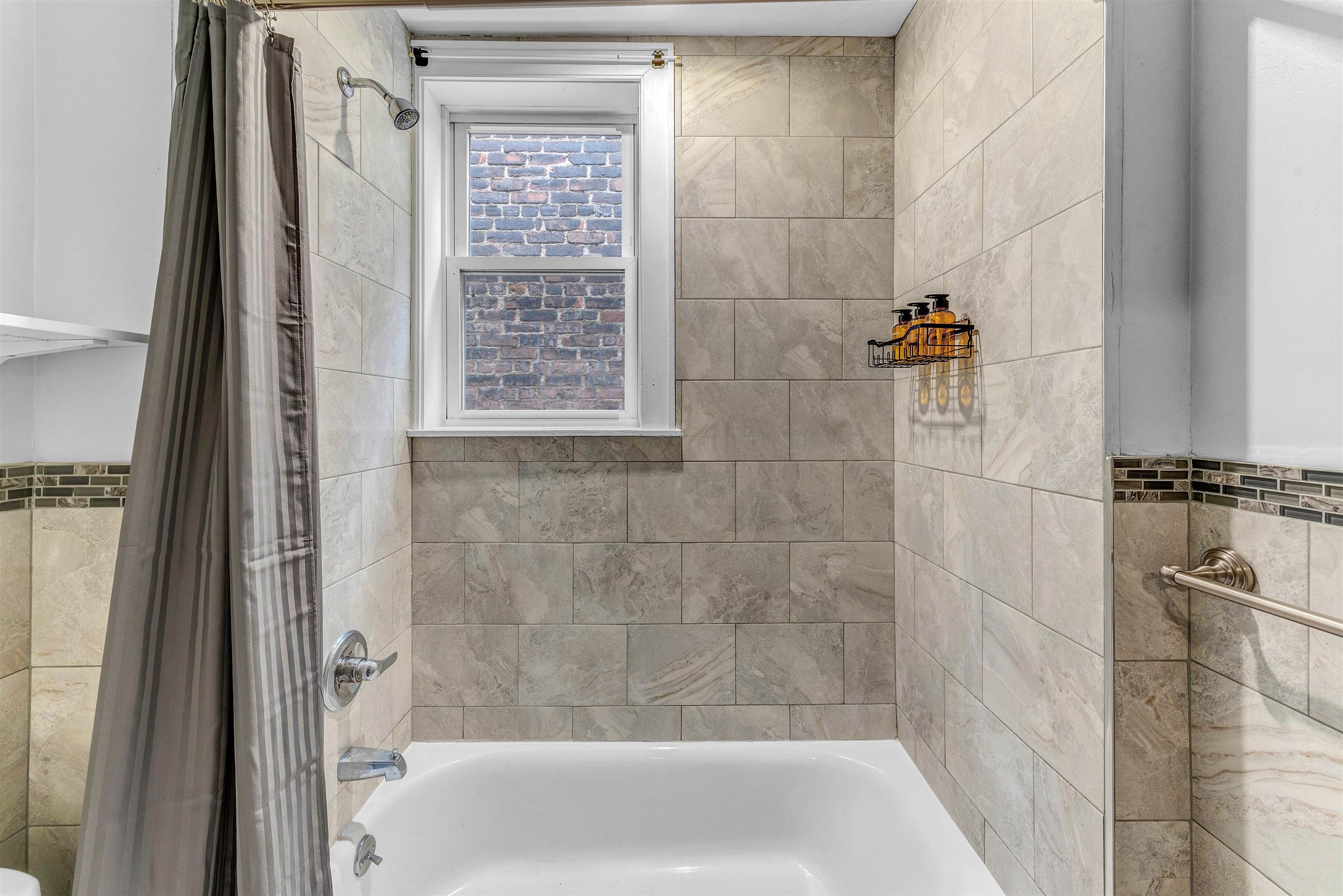 5218 Park Ave Property Photo 18