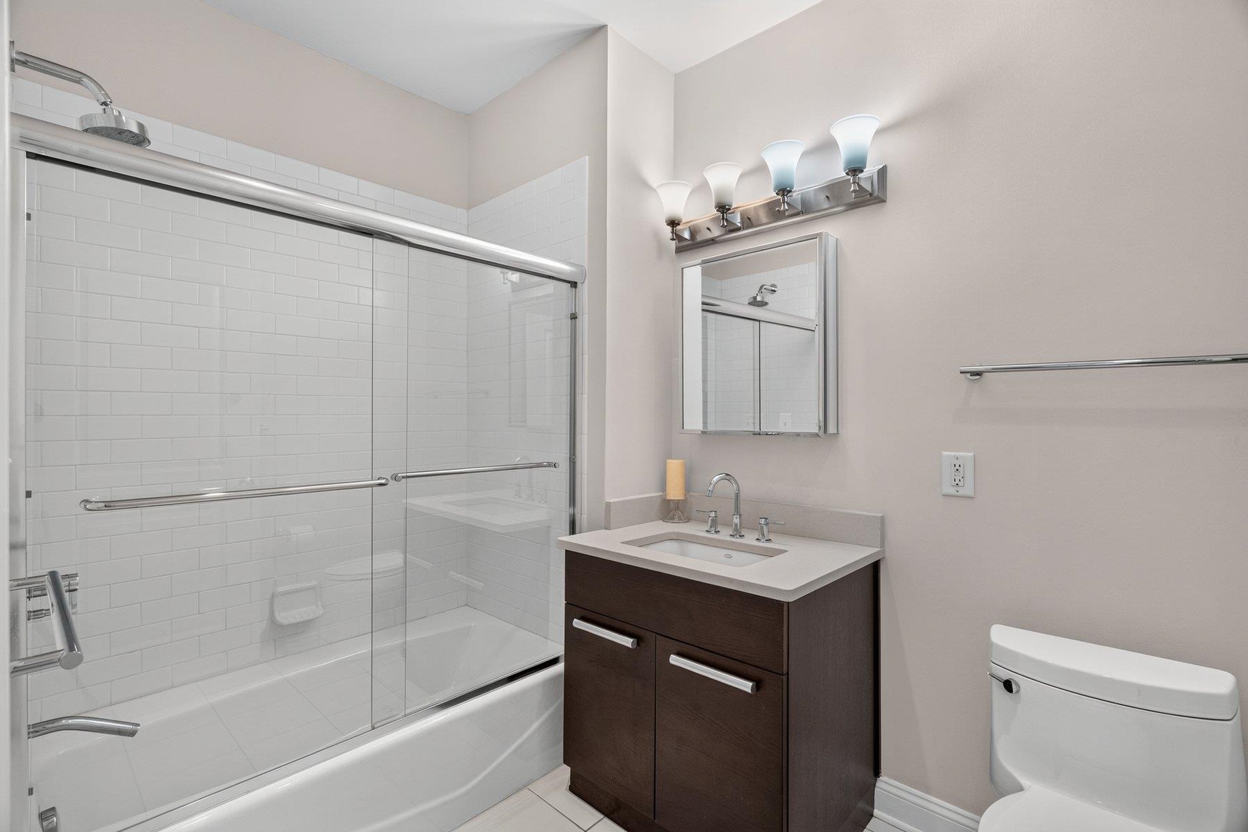 20 Avenue At Port Imperial #233/ 235 Property Photo 33