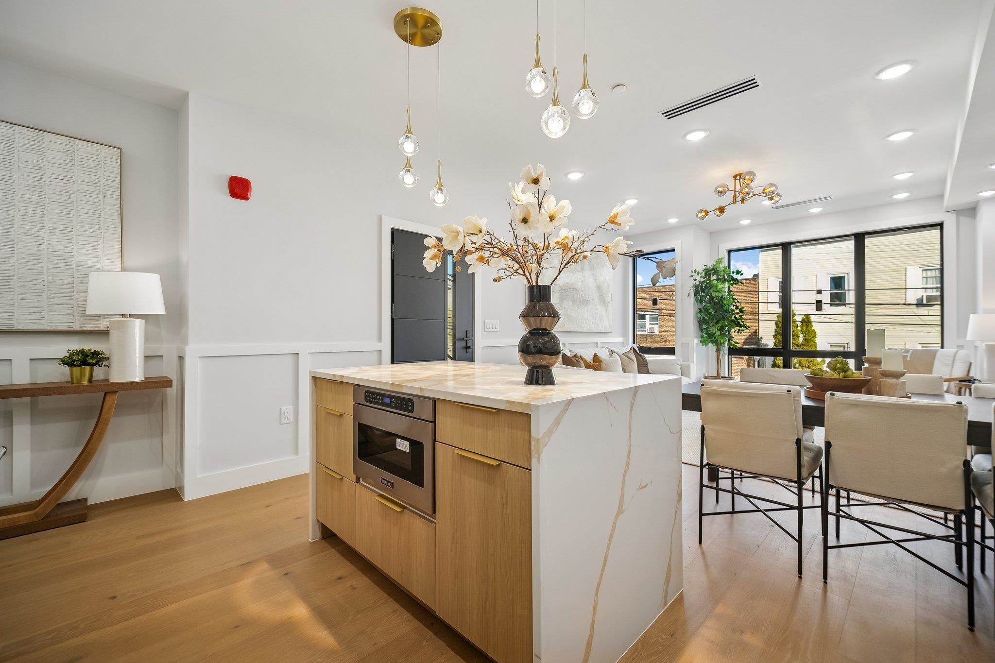 85 Bleecker St 2 Property Photo 12