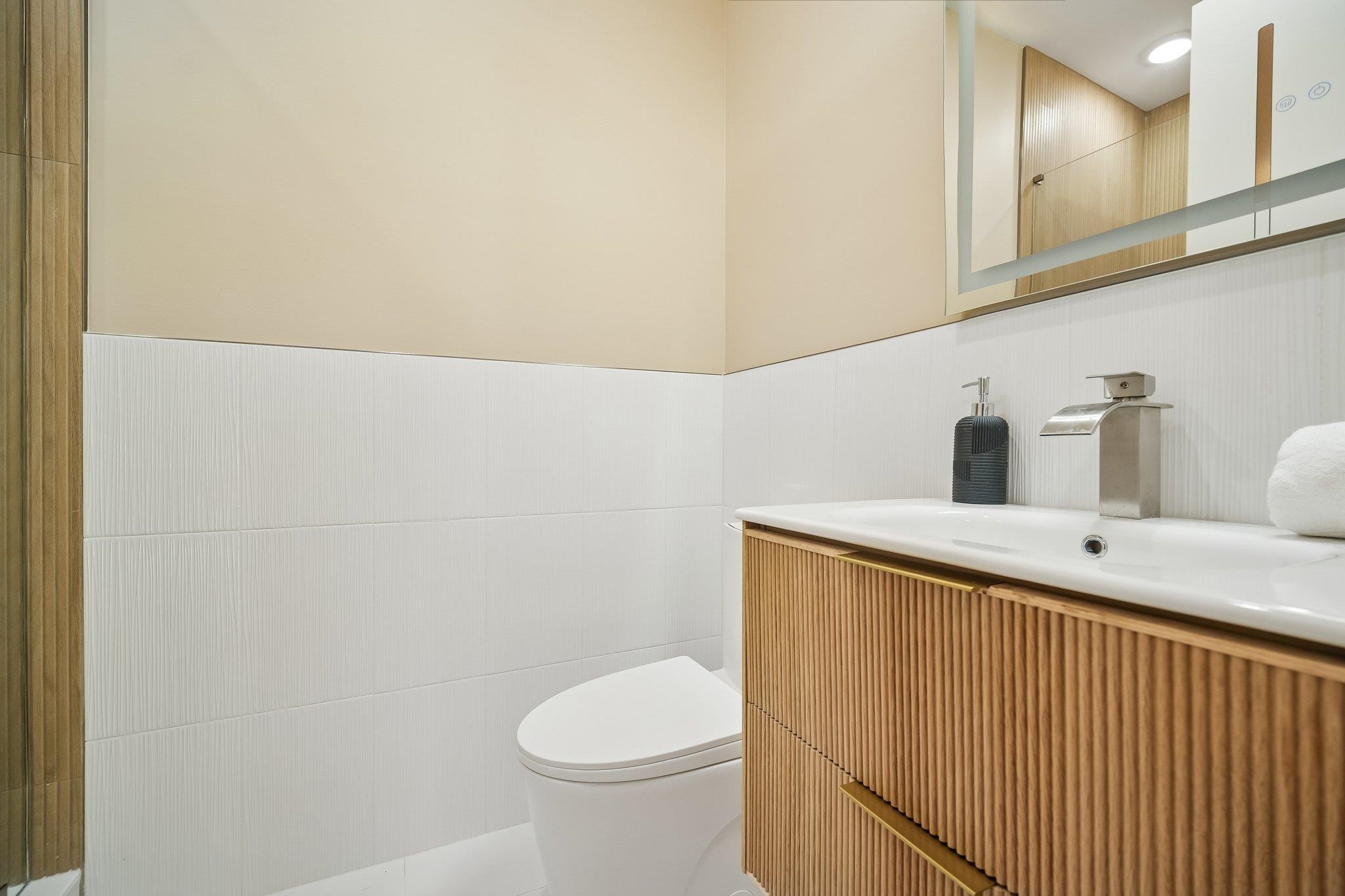85 Bleecker St 2 Property Photo 22