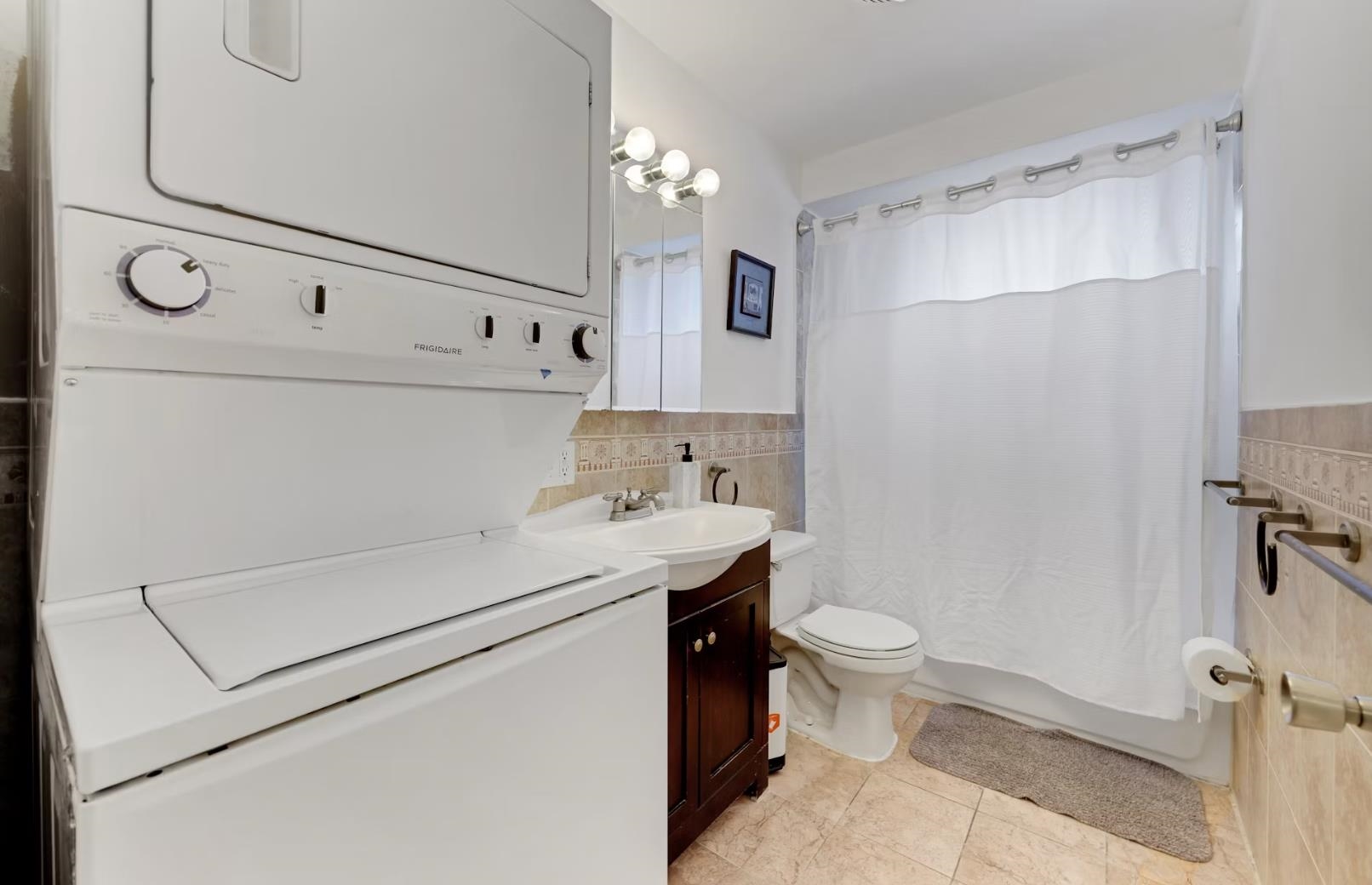 416 2nd St 2 Property Photo 38