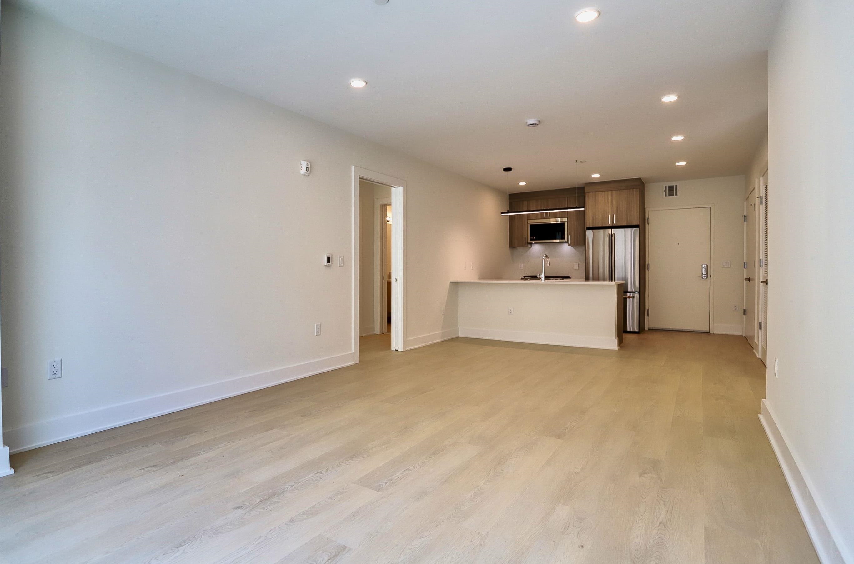 303 Madison St 206 Property Photo 6