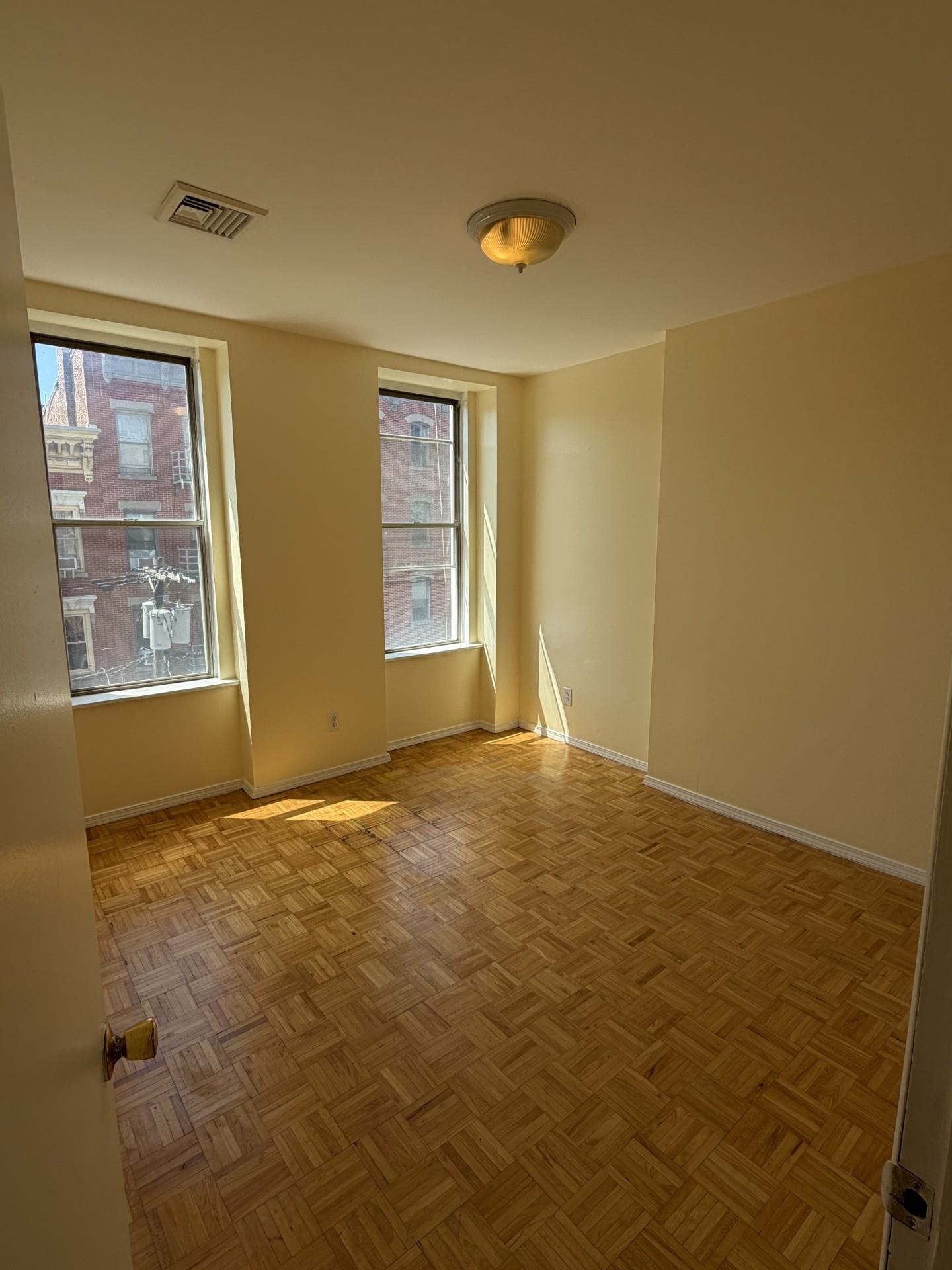 348 Grove St Property Photo 17
