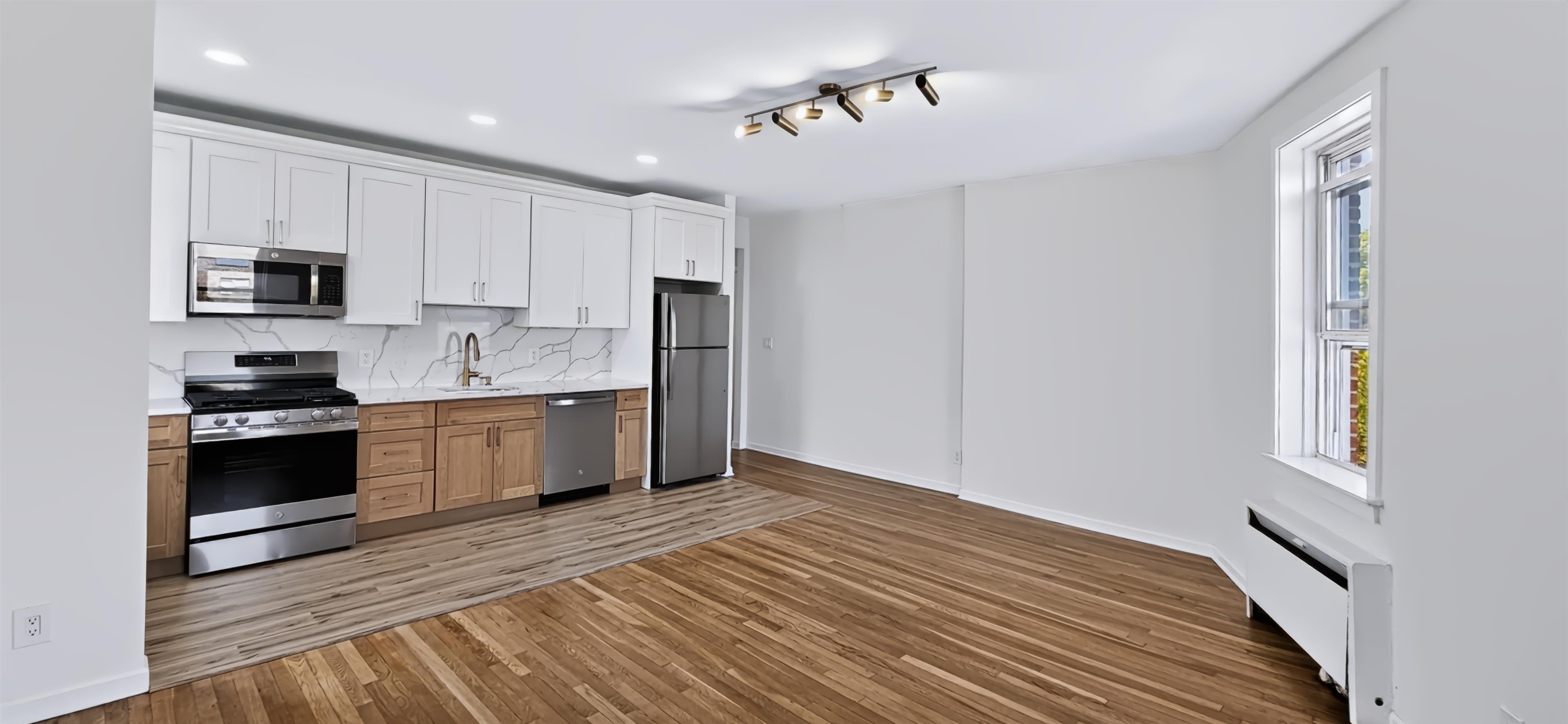 1700 Kennedy Blvd 42 Property Photo 2