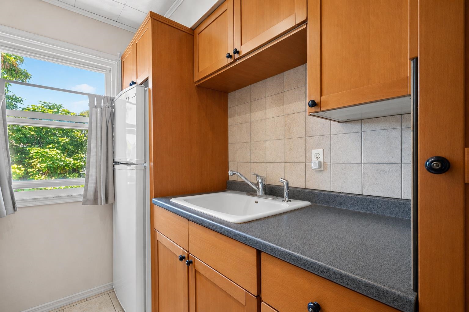 116 71st St 3 Property Photo 10