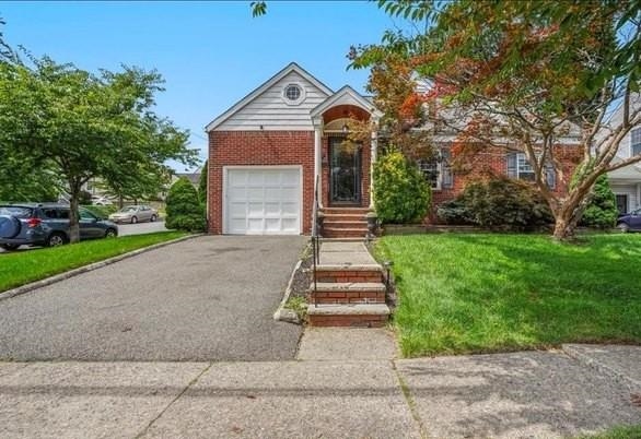 74 Starmond Ave Property Photo 1