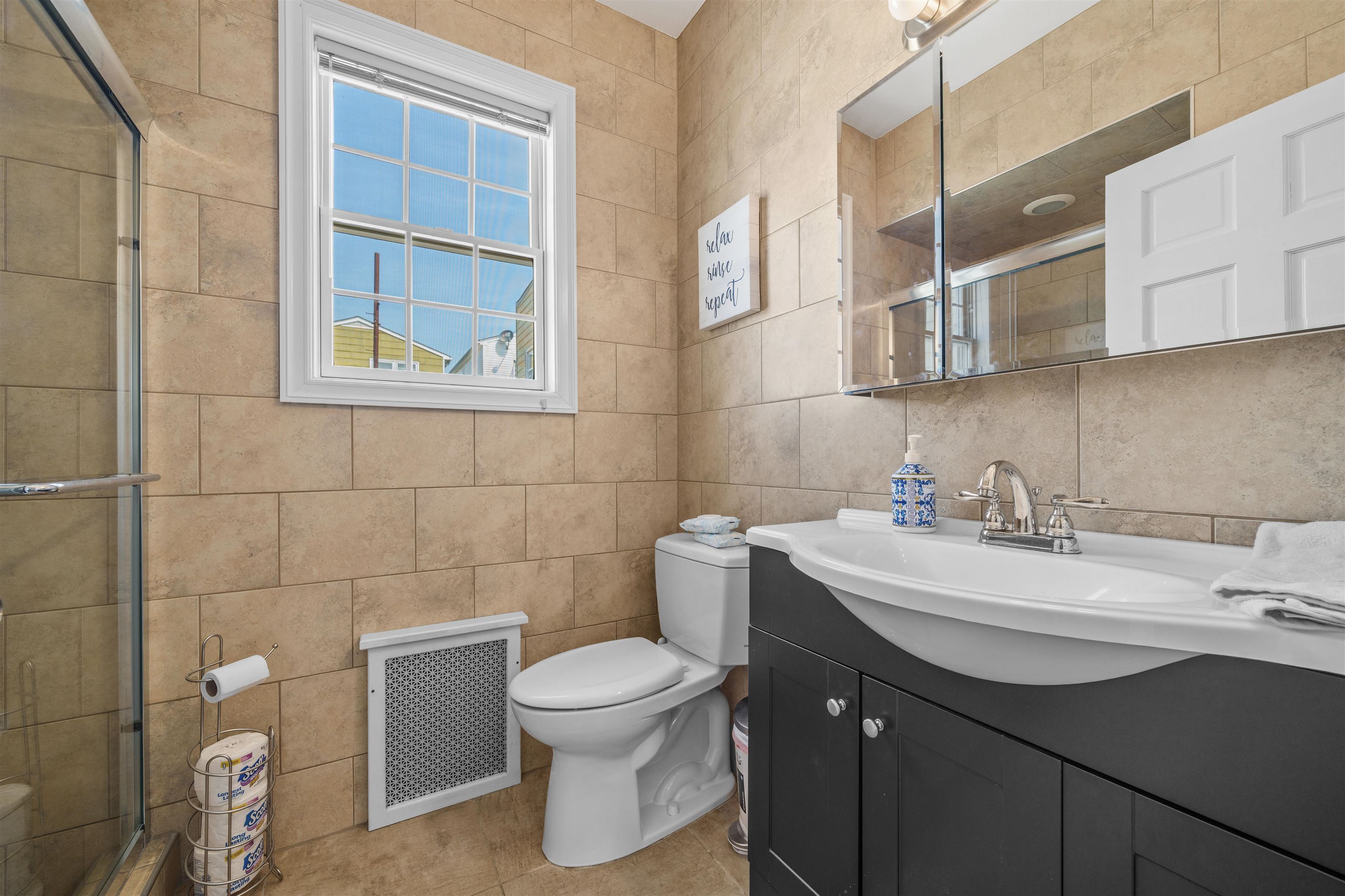 155 West 21st St 1 Property Photo 7