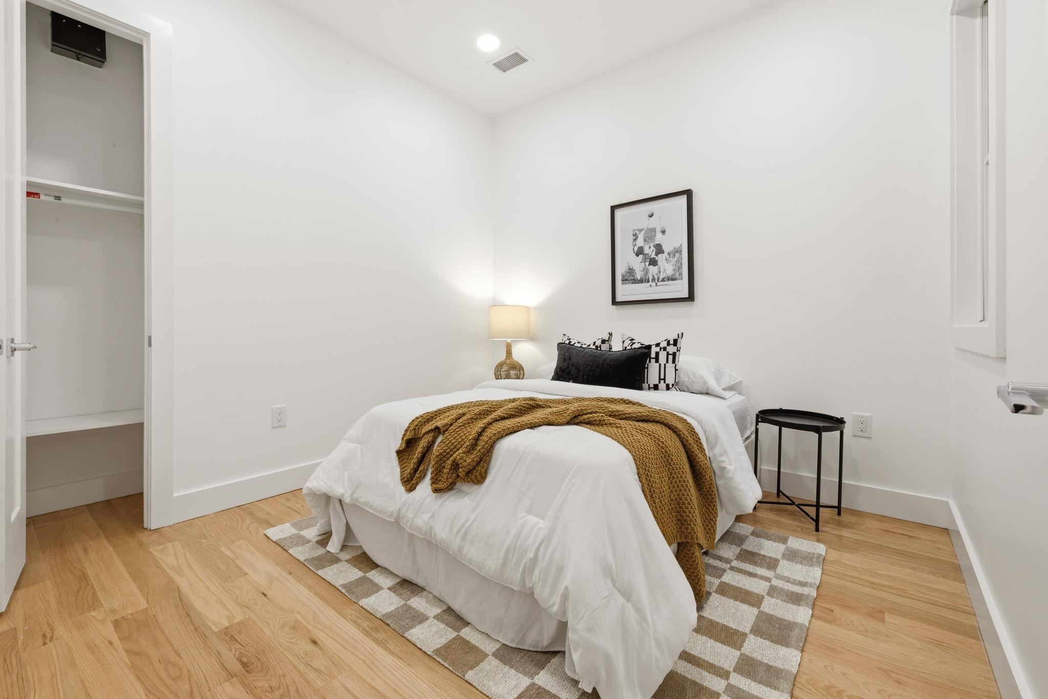 271 Webster Ave 1 Property Photo 7