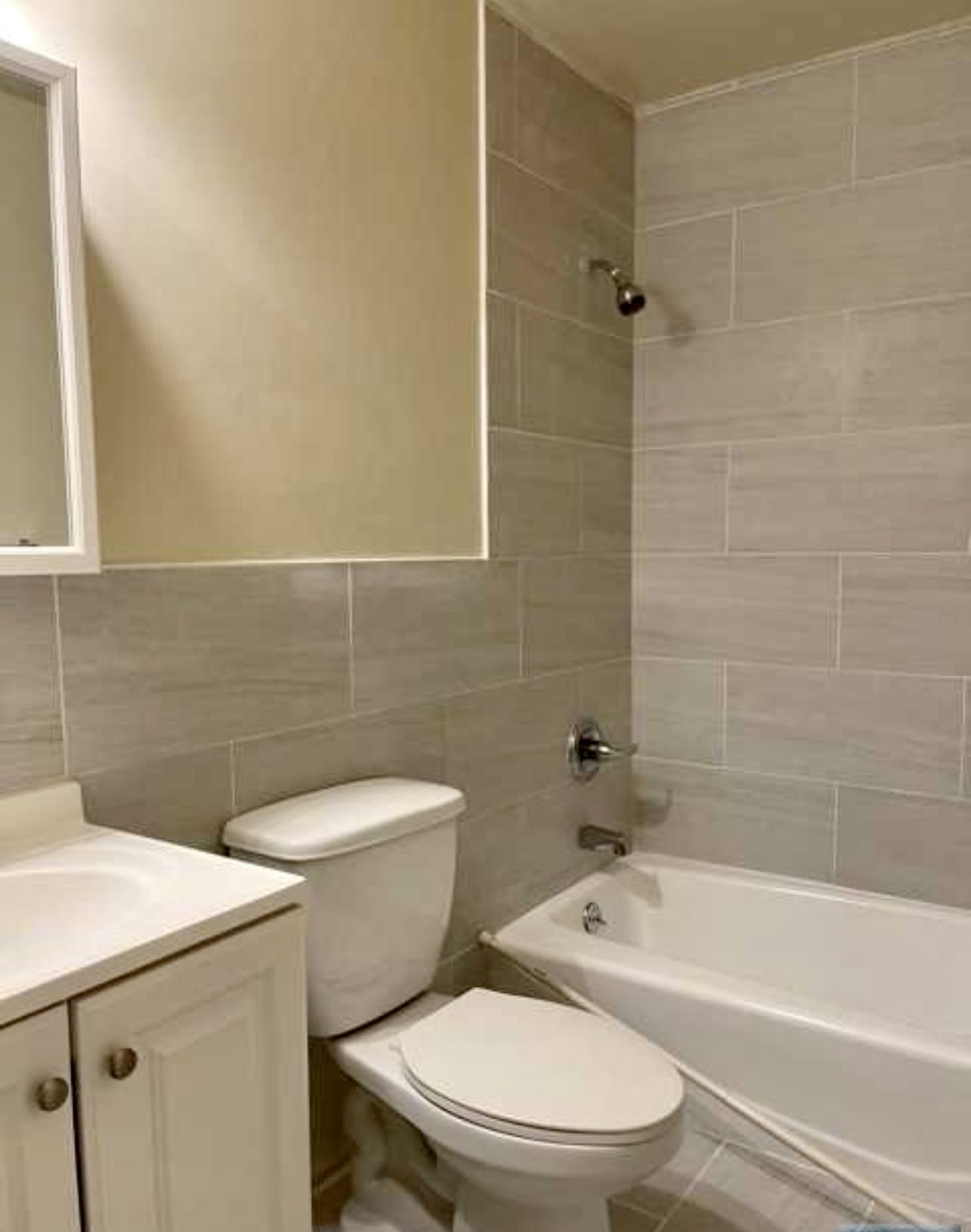 220 Meadow Lane A17 Property Photo 5
