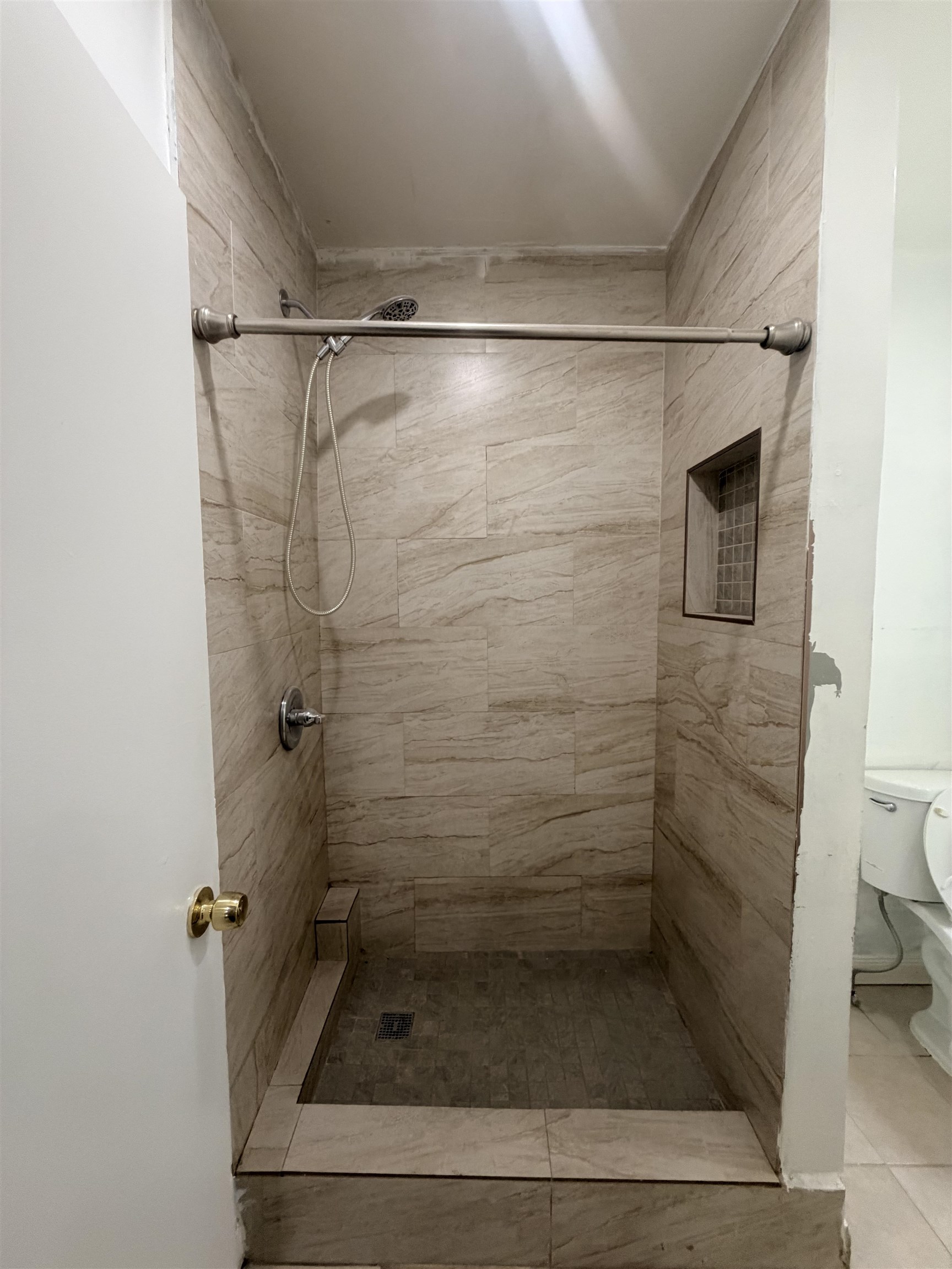 739 Broadway 2 Property Photo 9